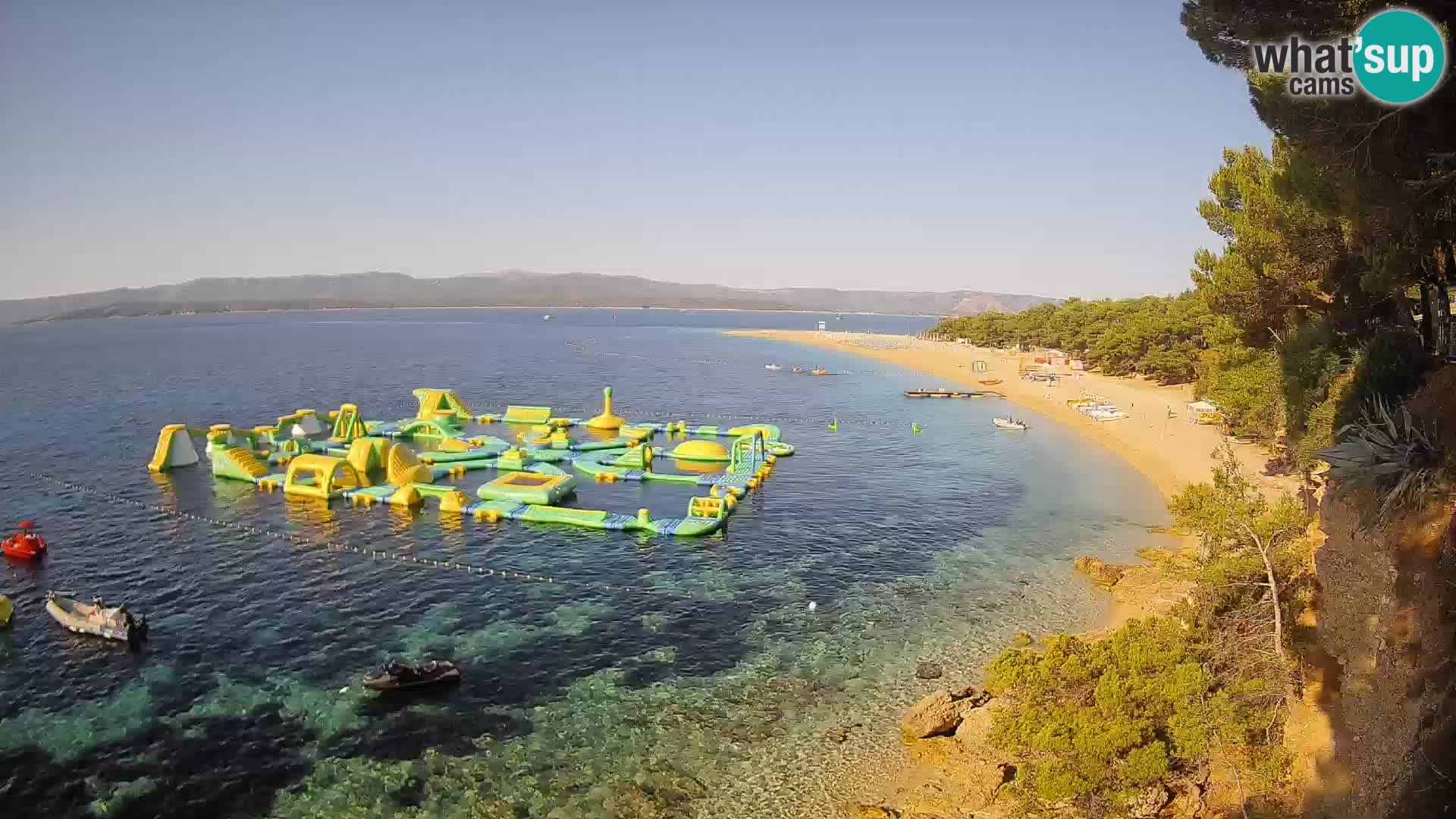 Spletna kamera Bol Zlatni Rat – Pogled v živo z otoka Brač