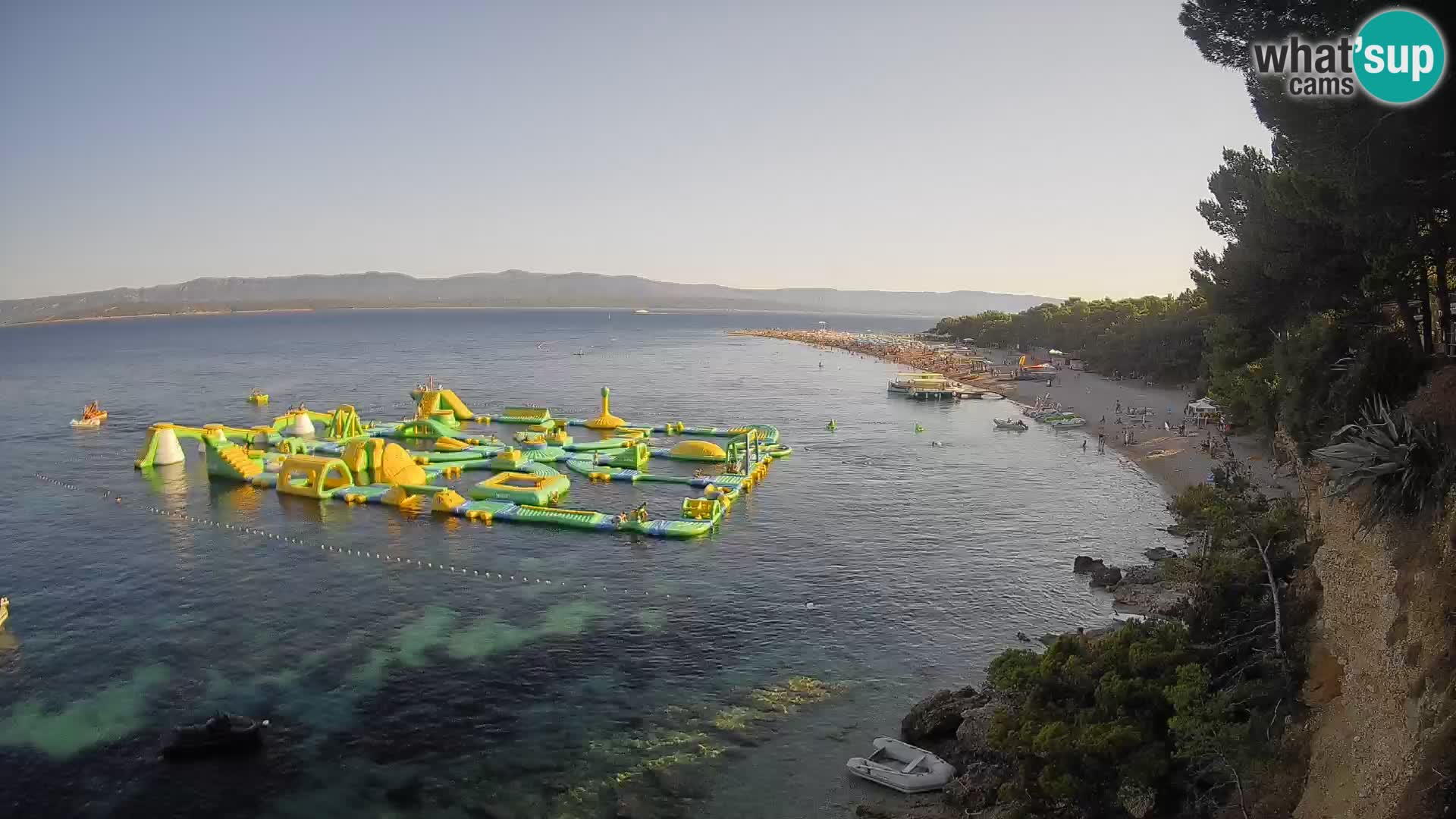 Web kamera Bol Zlatni Rat – Pogled uživo s otoka Brača