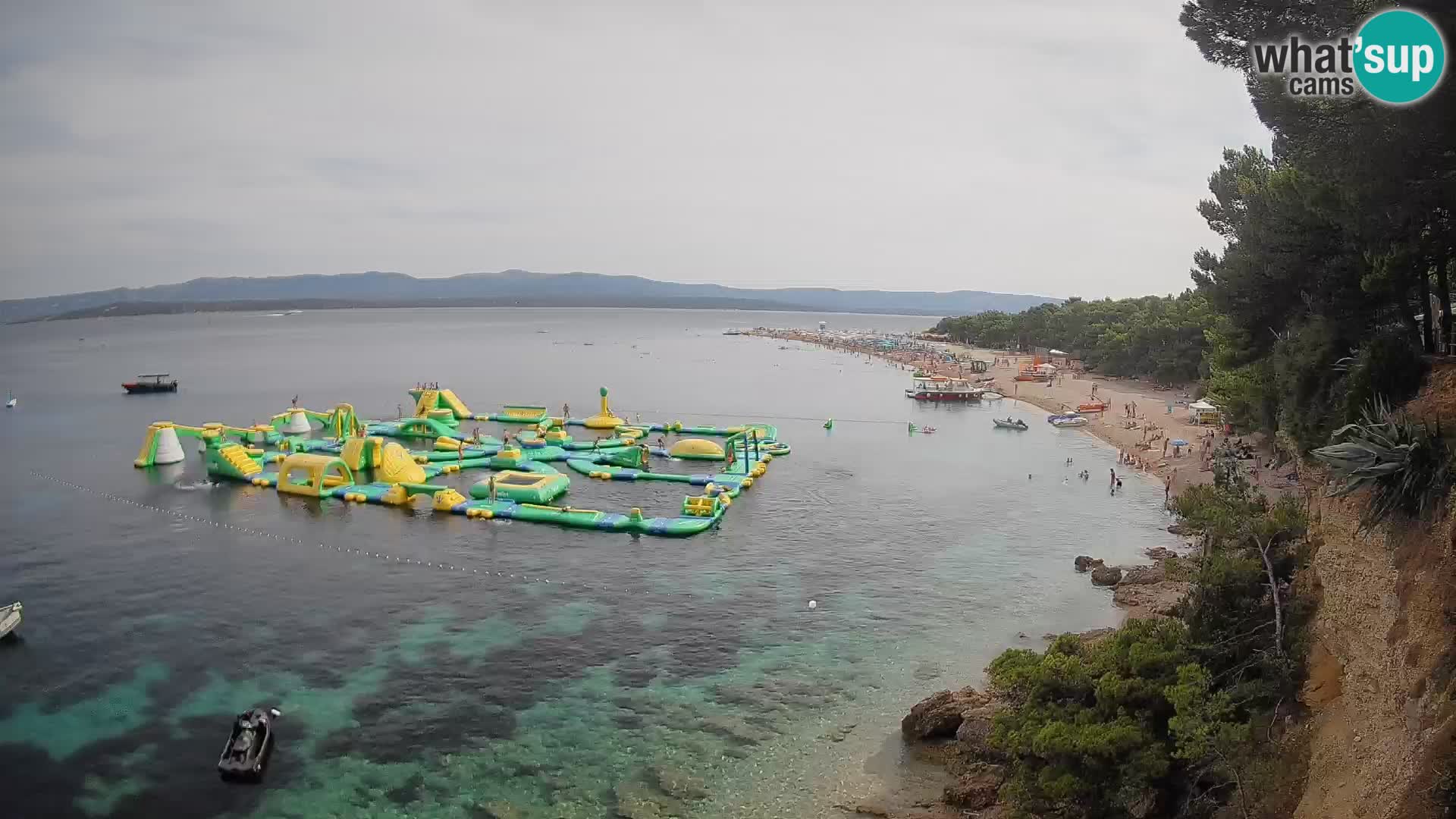 Spletna kamera Bol Zlatni Rat – Pogled v živo z otoka Brač