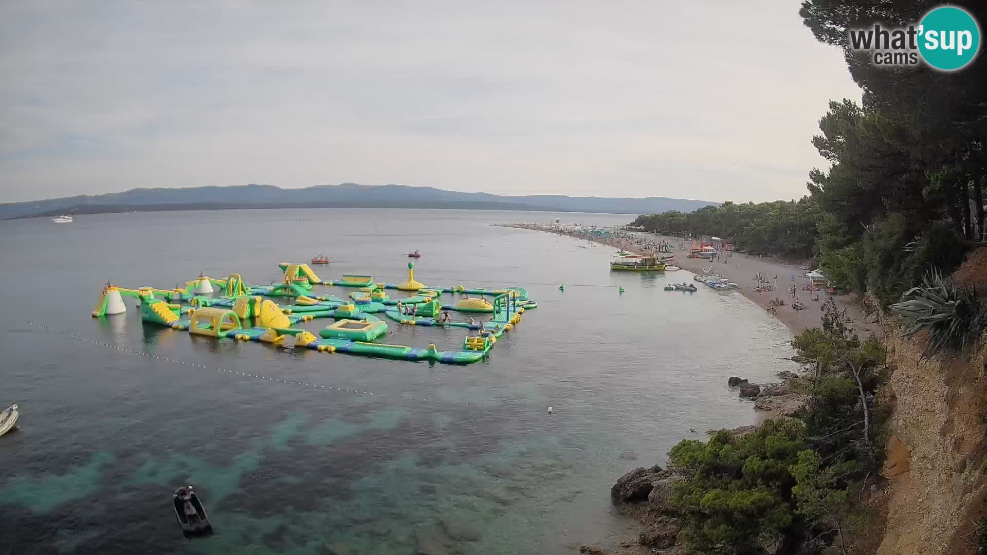 Spletna kamera Bol Zlatni Rat – Pogled v živo z otoka Brač