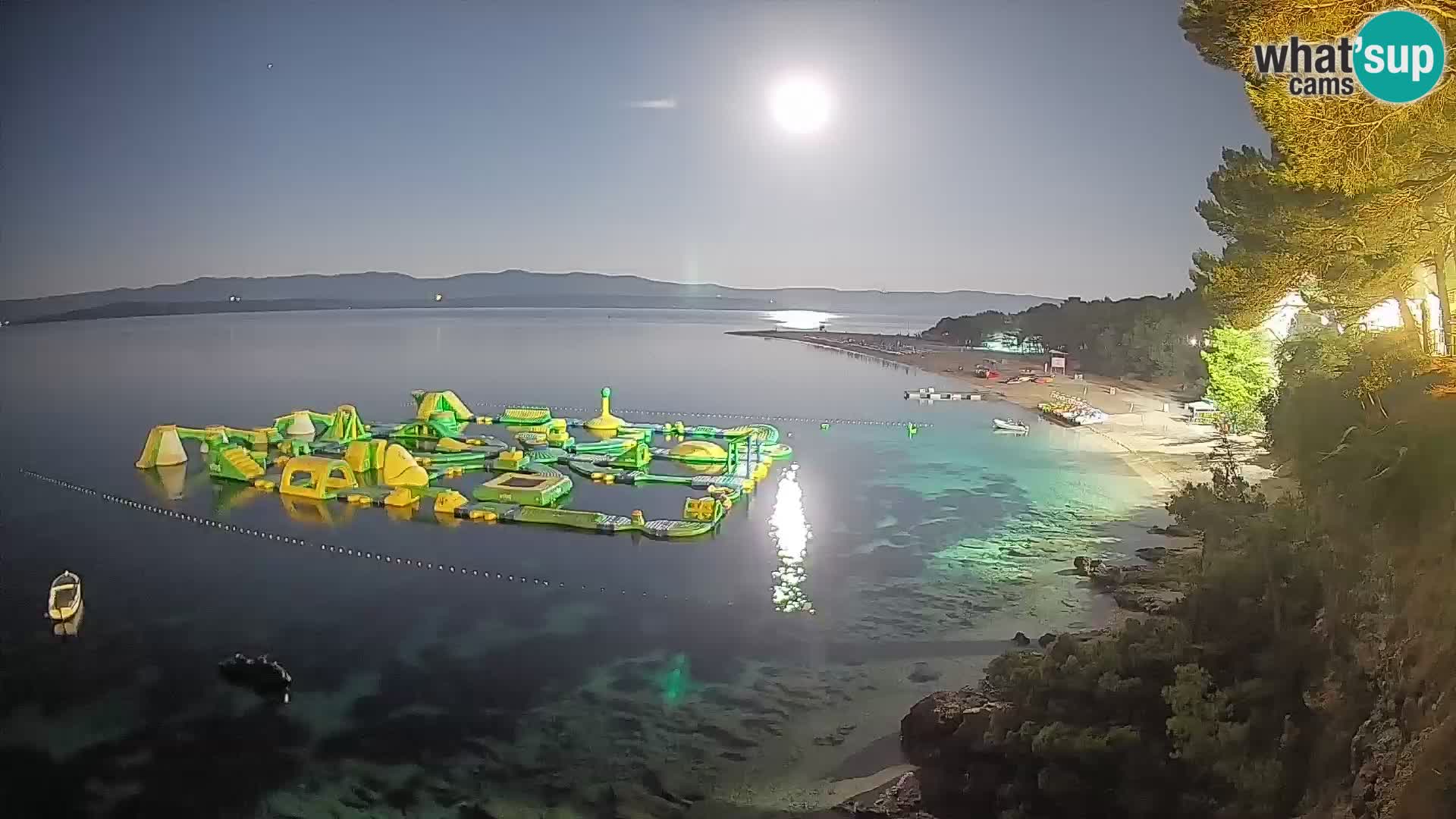 Webcam Zlatni Rat Bol – Liveblick vom berühmten Strand auf Brač