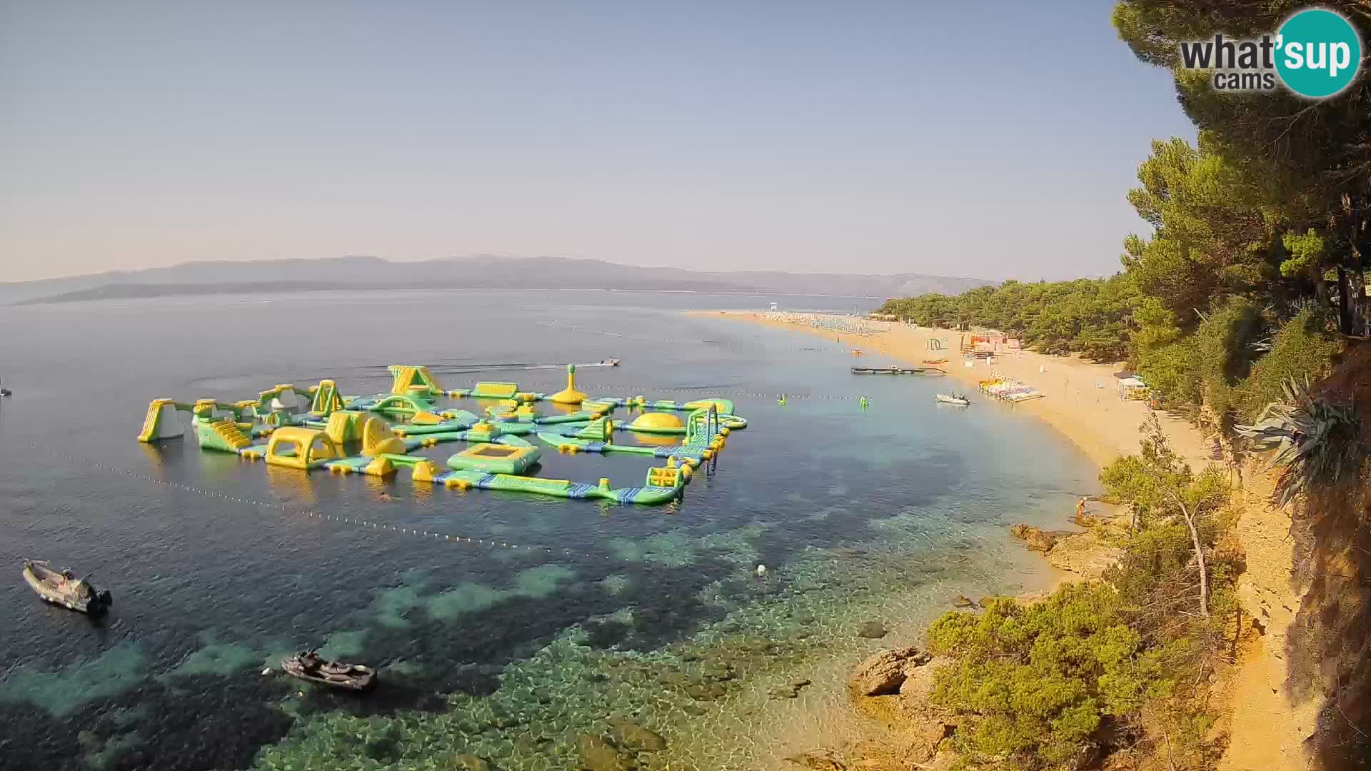 Spletna kamera Bol Zlatni Rat – Pogled v živo z otoka Brač