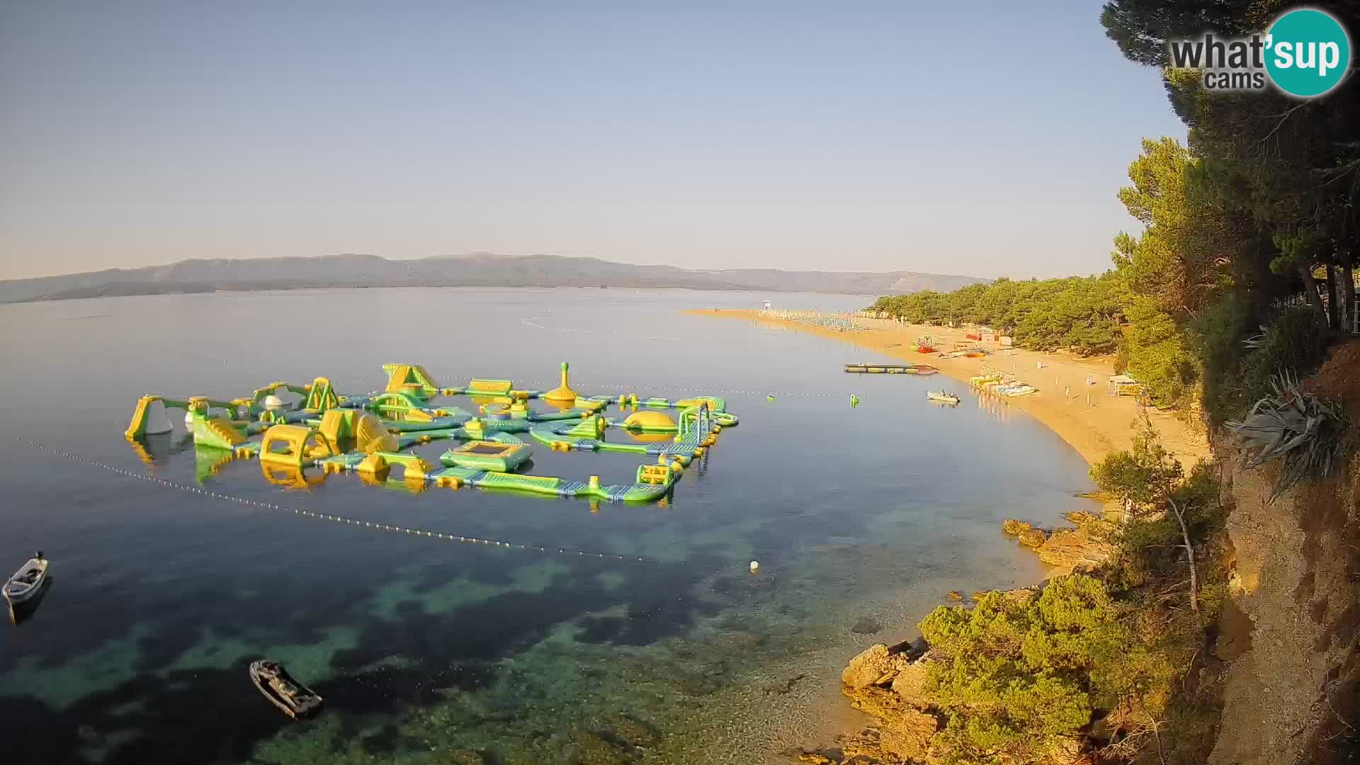 Spletna kamera Bol Zlatni Rat – Pogled v živo z otoka Brač
