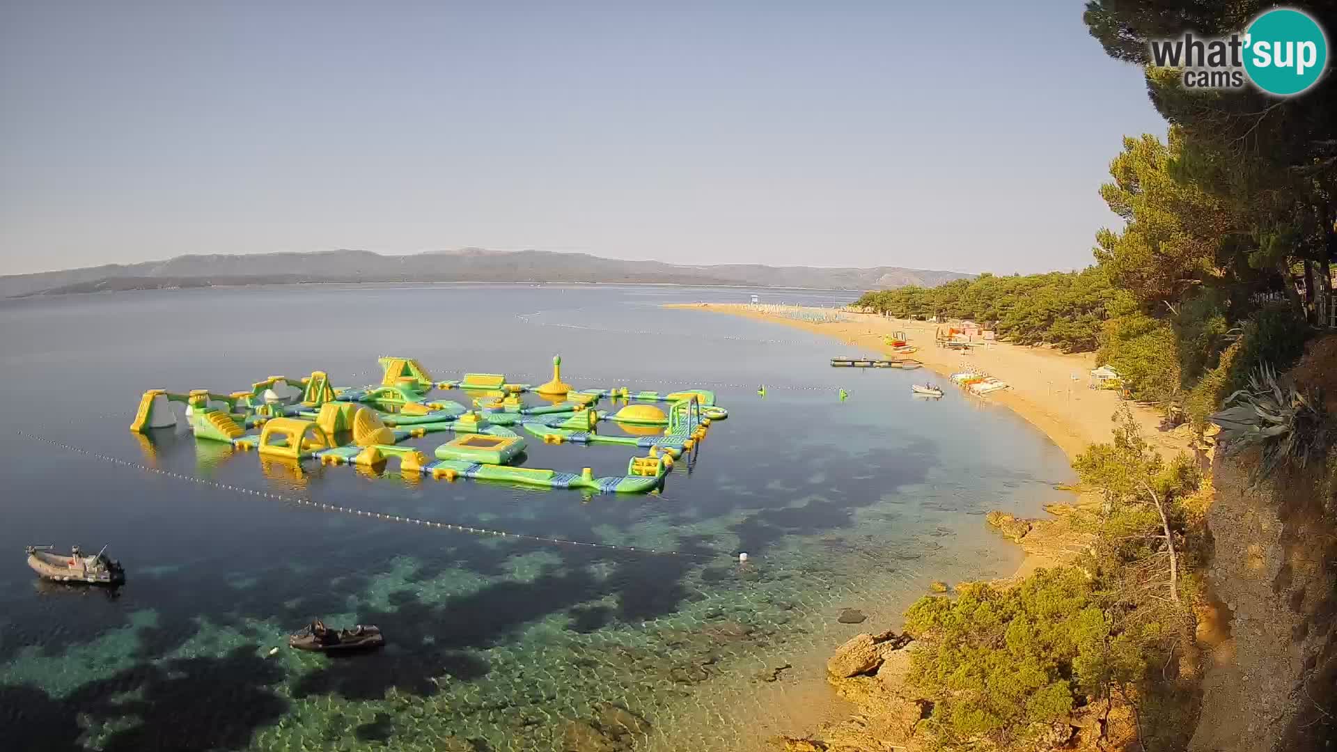 Spletna kamera Bol Zlatni Rat – Pogled v živo z otoka Brač