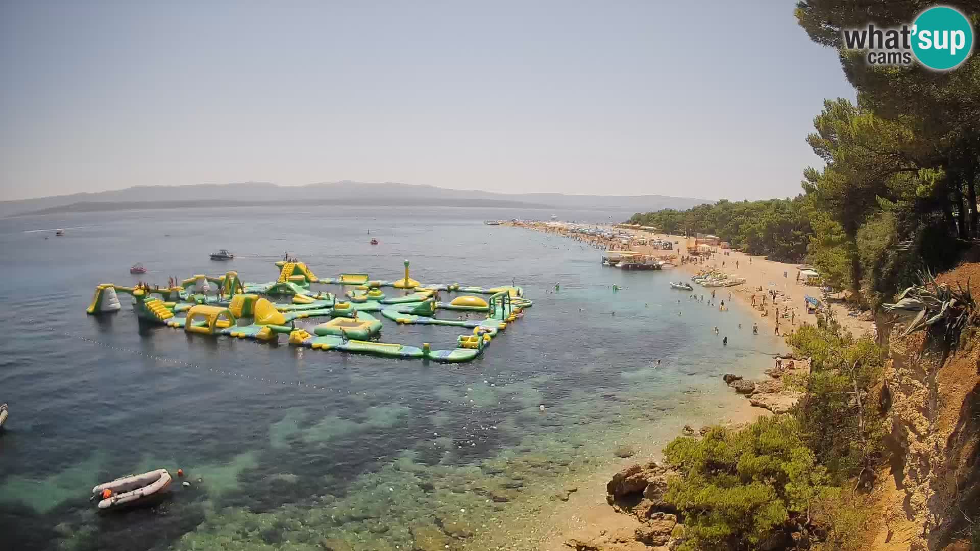 Web kamera Bol Zlatni Rat – Pogled uživo s otoka Brača