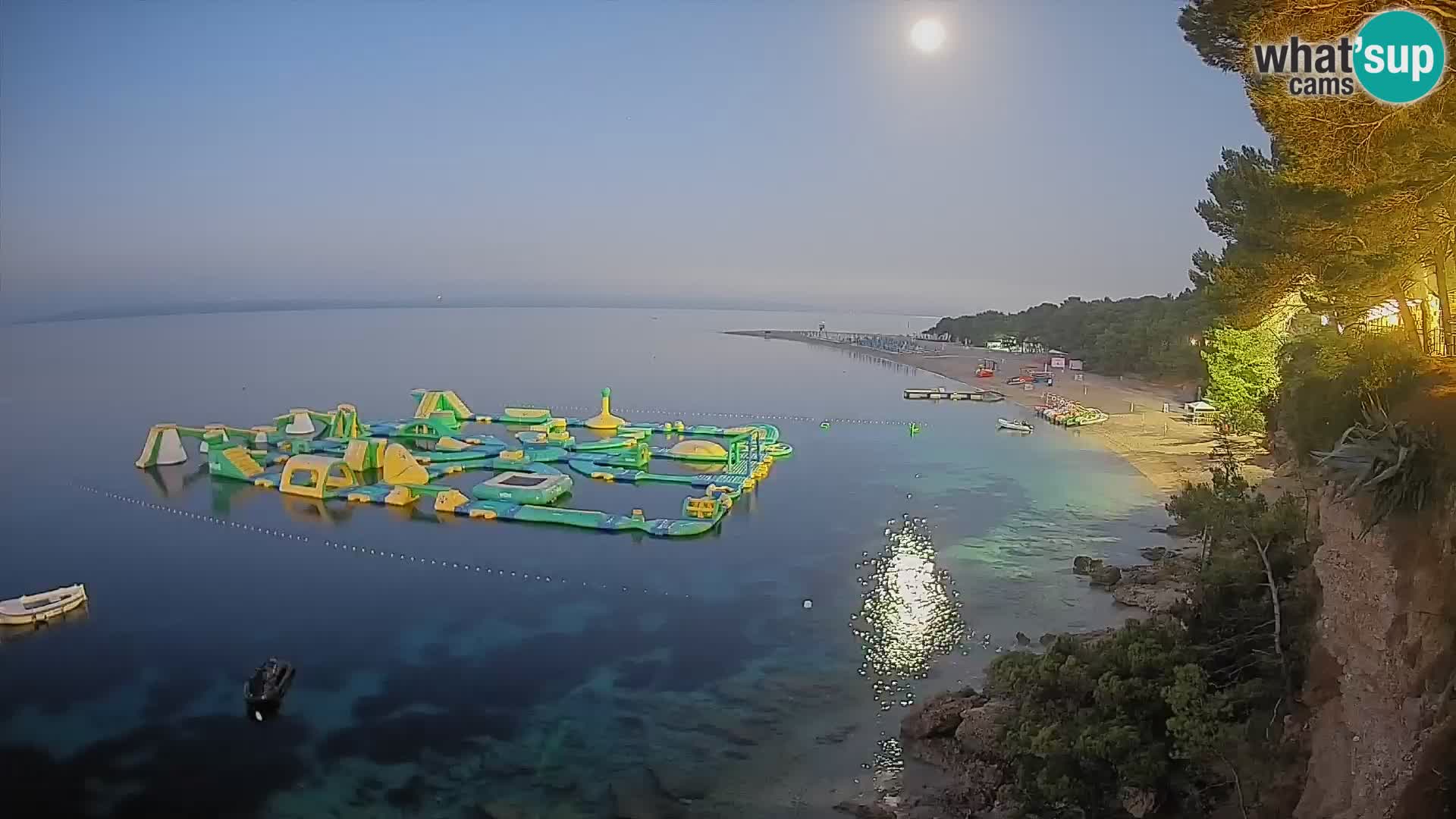 Webcam Zlatni Rat Bol – Liveblick vom berühmten Strand auf Brač