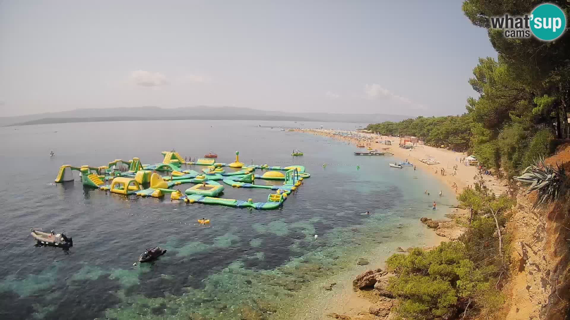 Spletna kamera Bol Zlatni Rat – Pogled v živo z otoka Brač