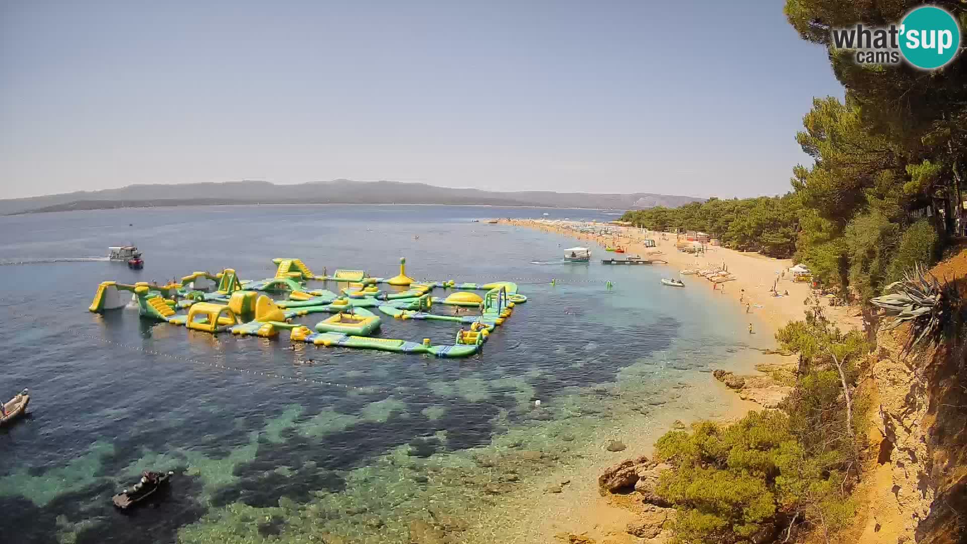 Web kamera Bol Zlatni Rat – Pogled uživo s otoka Brača