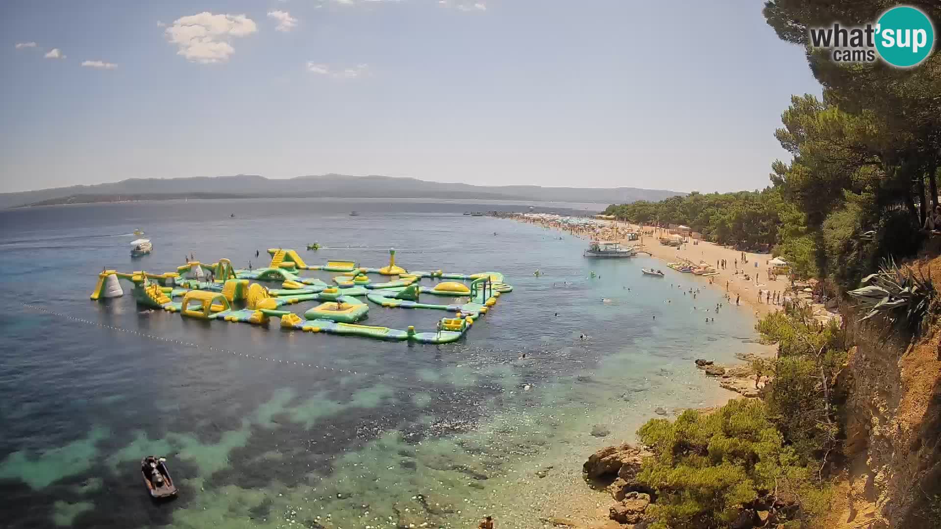 Web kamera Bol Zlatni Rat – Pogled uživo s otoka Brača