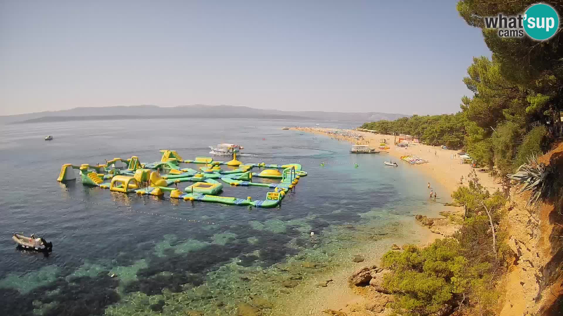 Web kamera Bol Zlatni Rat – Pogled uživo s otoka Brača