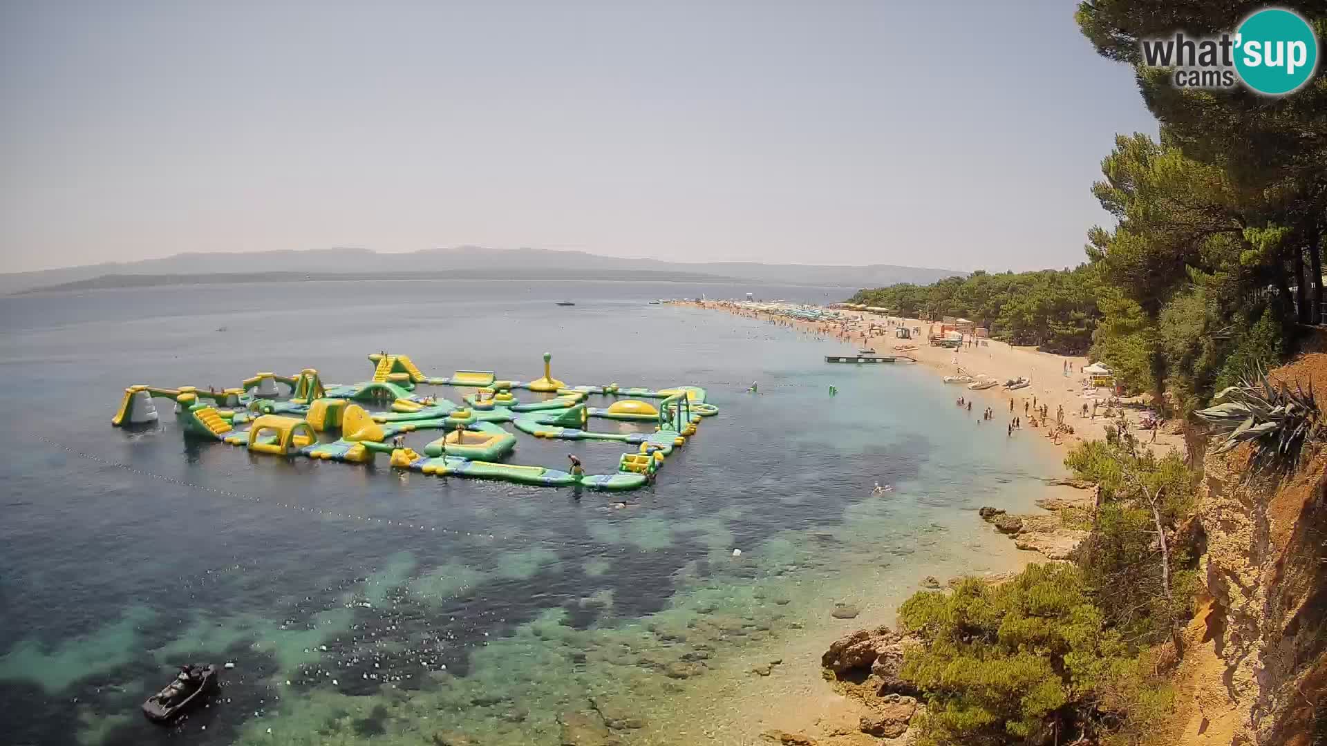 Spletna kamera Bol Zlatni Rat – Pogled v živo z otoka Brač