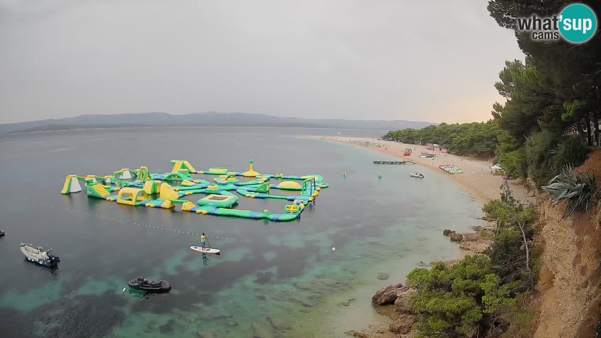 Spletna kamera Bol Zlatni Rat – Pogled v živo z otoka Brač