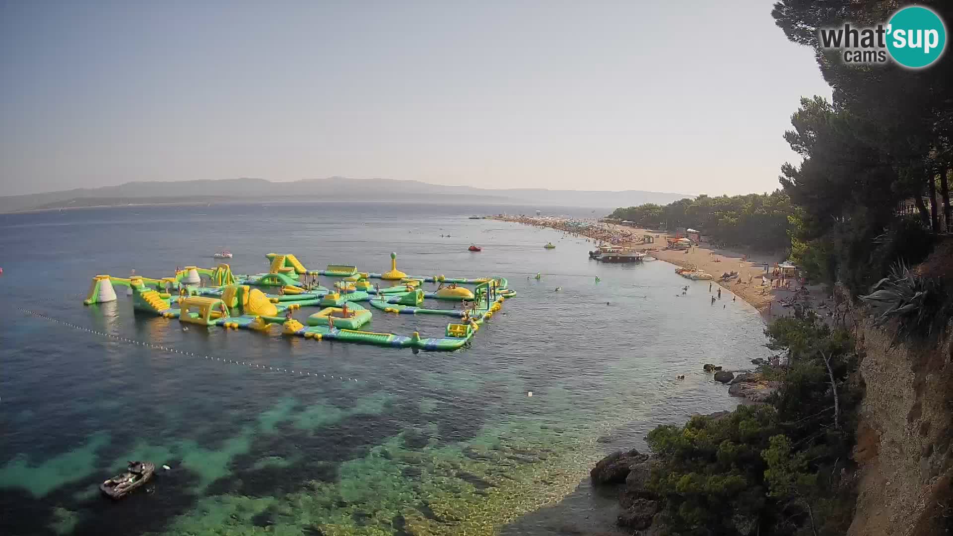 Web kamera Bol Zlatni Rat – Pogled uživo s otoka Brača