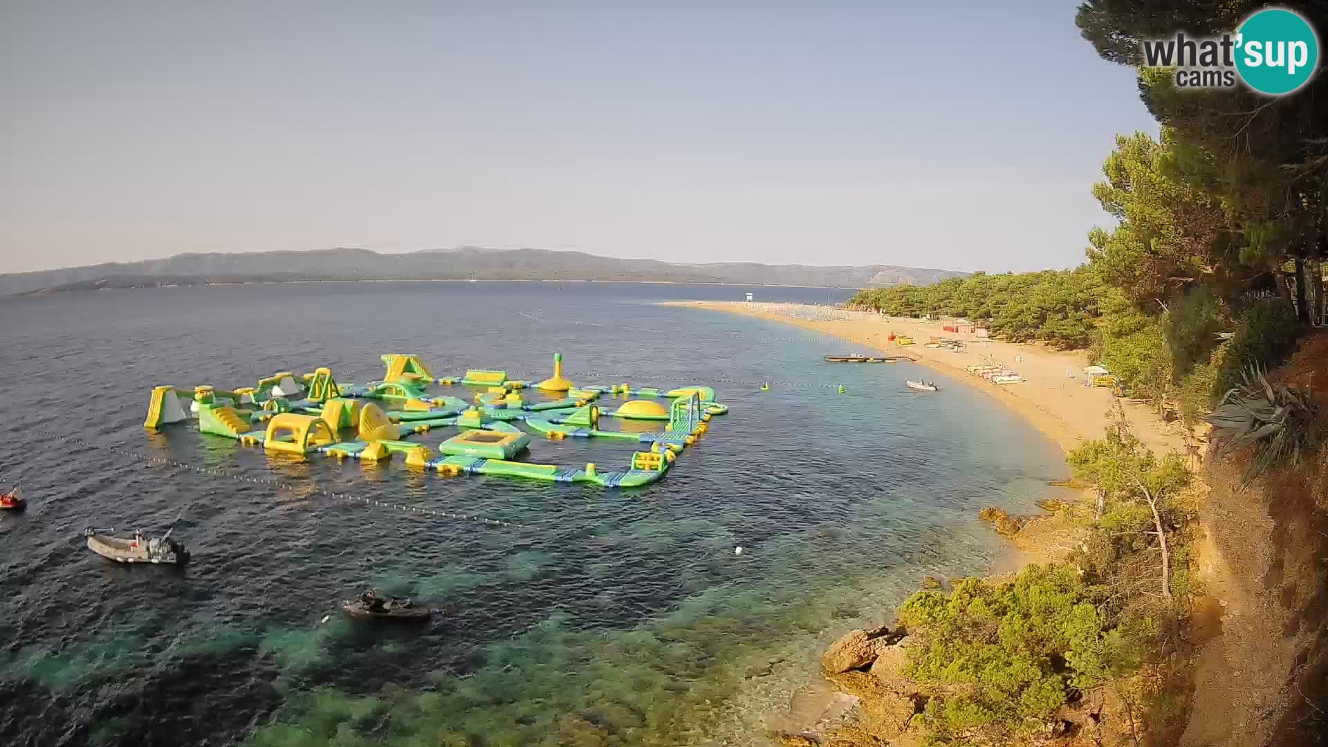Spletna kamera Bol Zlatni Rat – Pogled v živo z otoka Brač