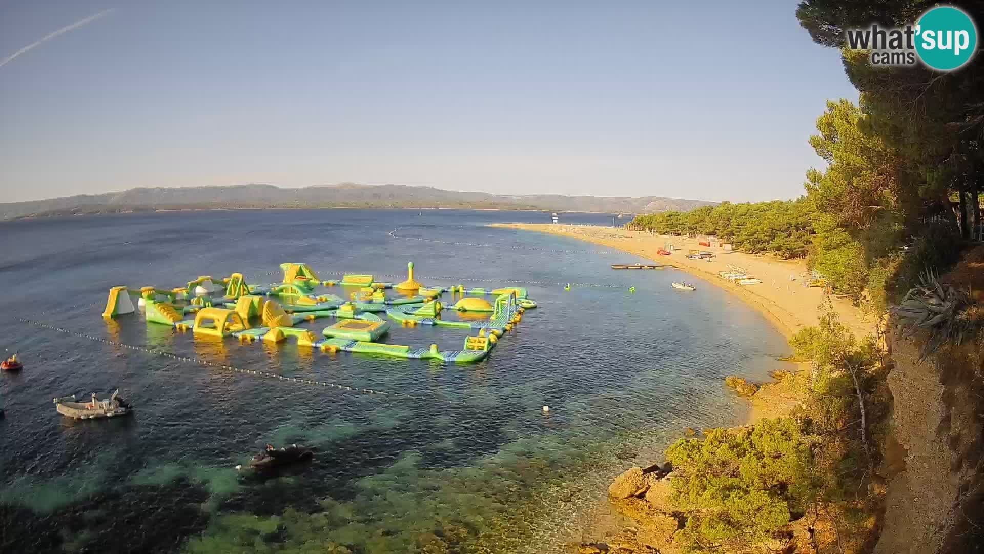 Webcam Zlatni Rat Bol – Liveblick vom berühmten Strand auf Brač