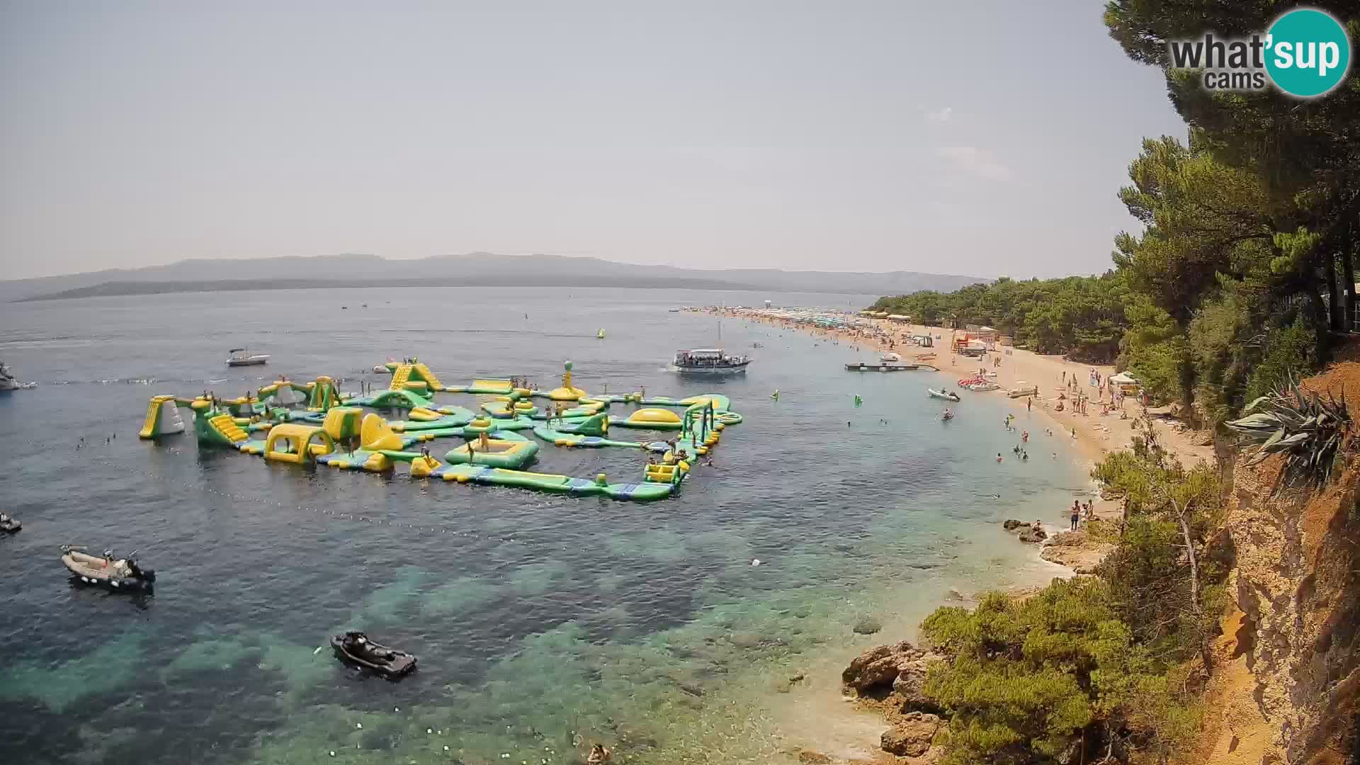 Web kamera Bol Zlatni Rat – Pogled uživo s otoka Brača