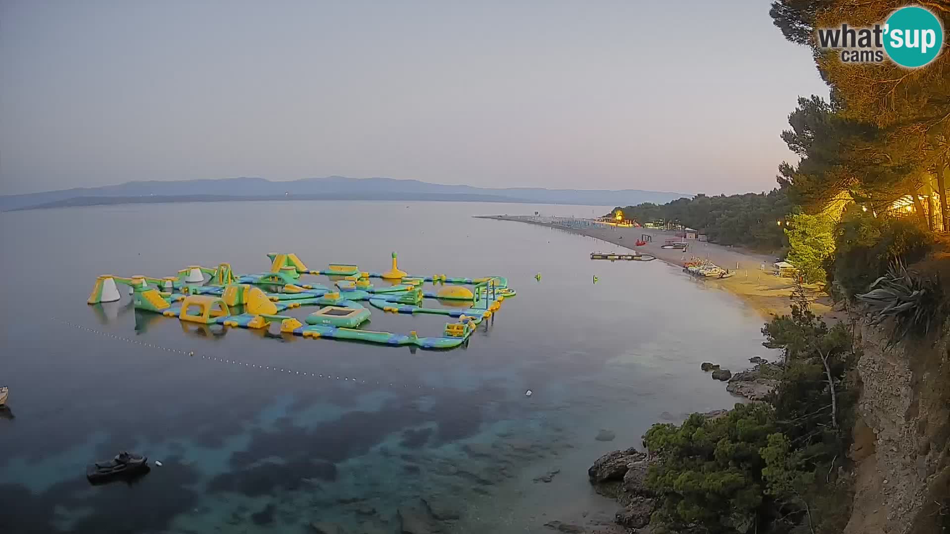 Webcam Zlatni Rat Bol – Liveblick vom berühmten Strand auf Brač
