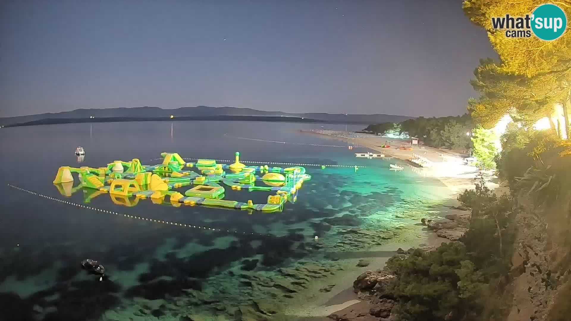 Webcam Zlatni Rat Bol – Liveblick vom berühmten Strand auf Brač
