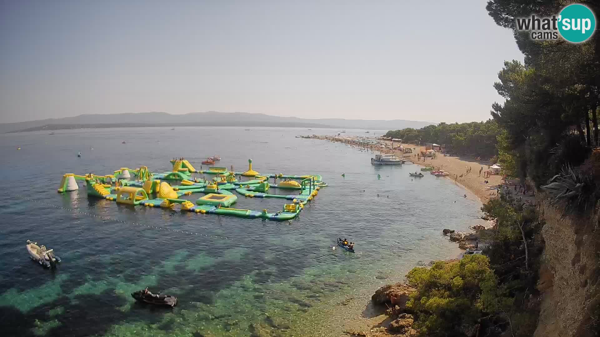 Web kamera Bol Zlatni Rat – Pogled uživo s otoka Brača