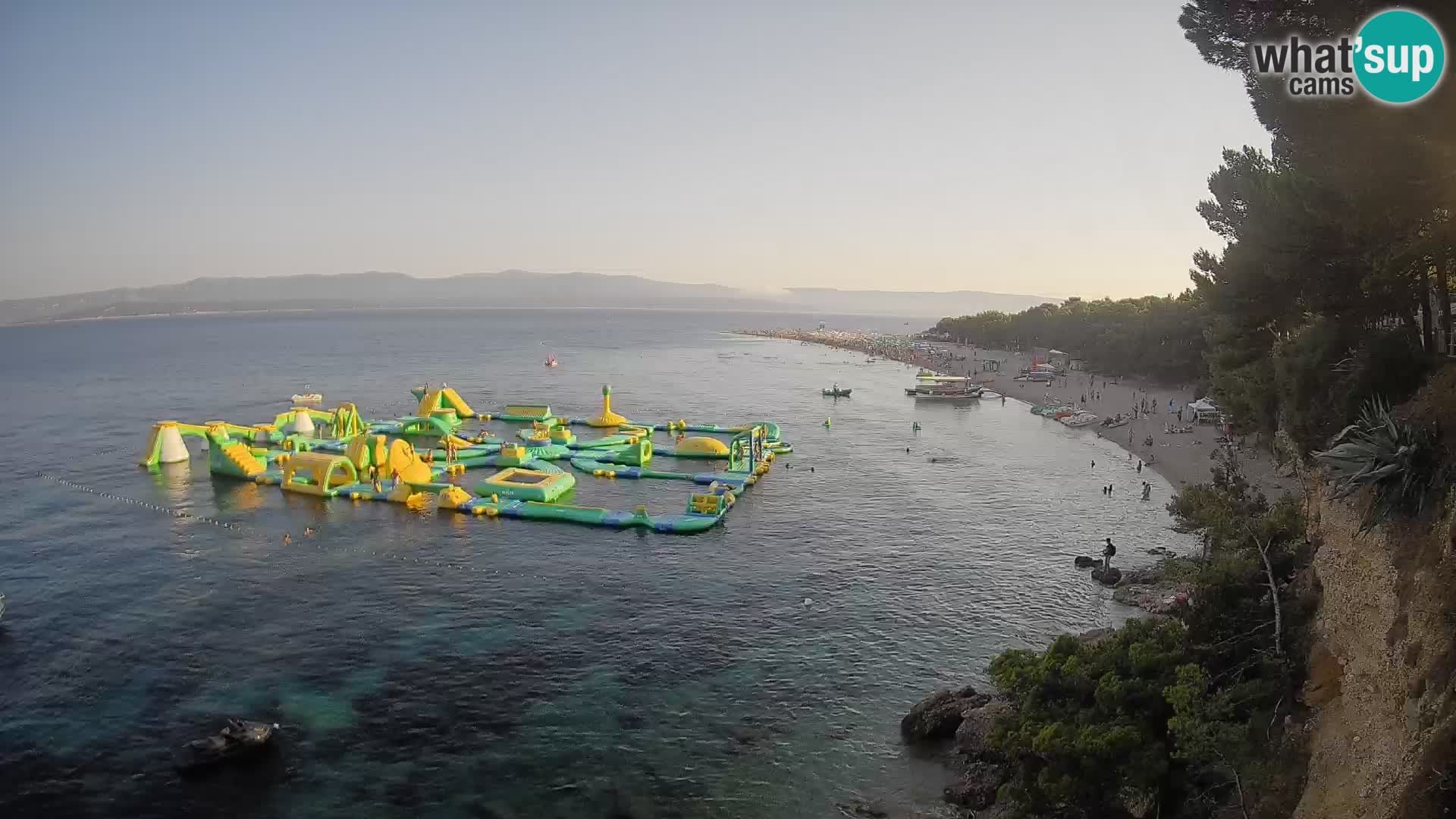 Spletna kamera Bol Zlatni Rat – Pogled v živo z otoka Brač