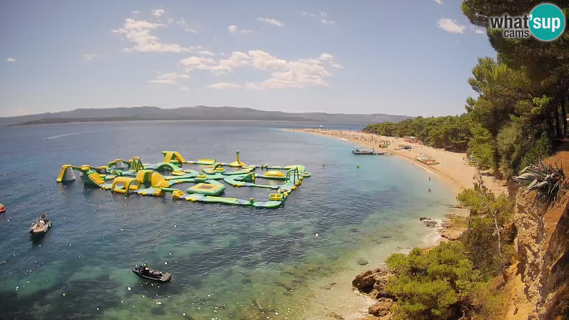 Web kamera Bol Zlatni Rat – Pogled uživo s otoka Brača