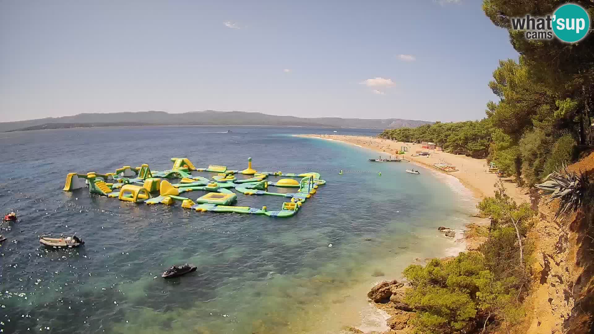 Web kamera Bol Zlatni Rat – Pogled uživo s otoka Brača