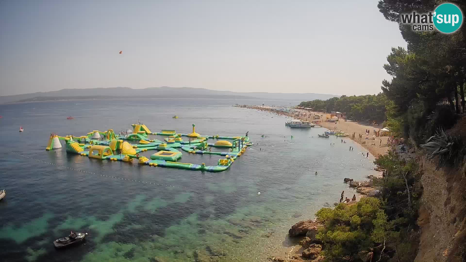 Web kamera Bol Zlatni Rat – Pogled uživo s otoka Brača