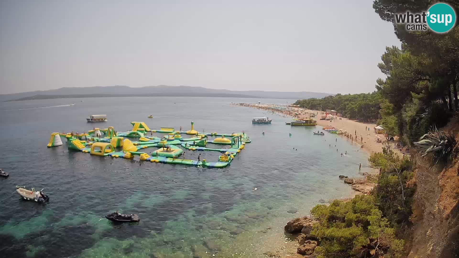 Web kamera Bol Zlatni Rat – Pogled uživo s otoka Brača