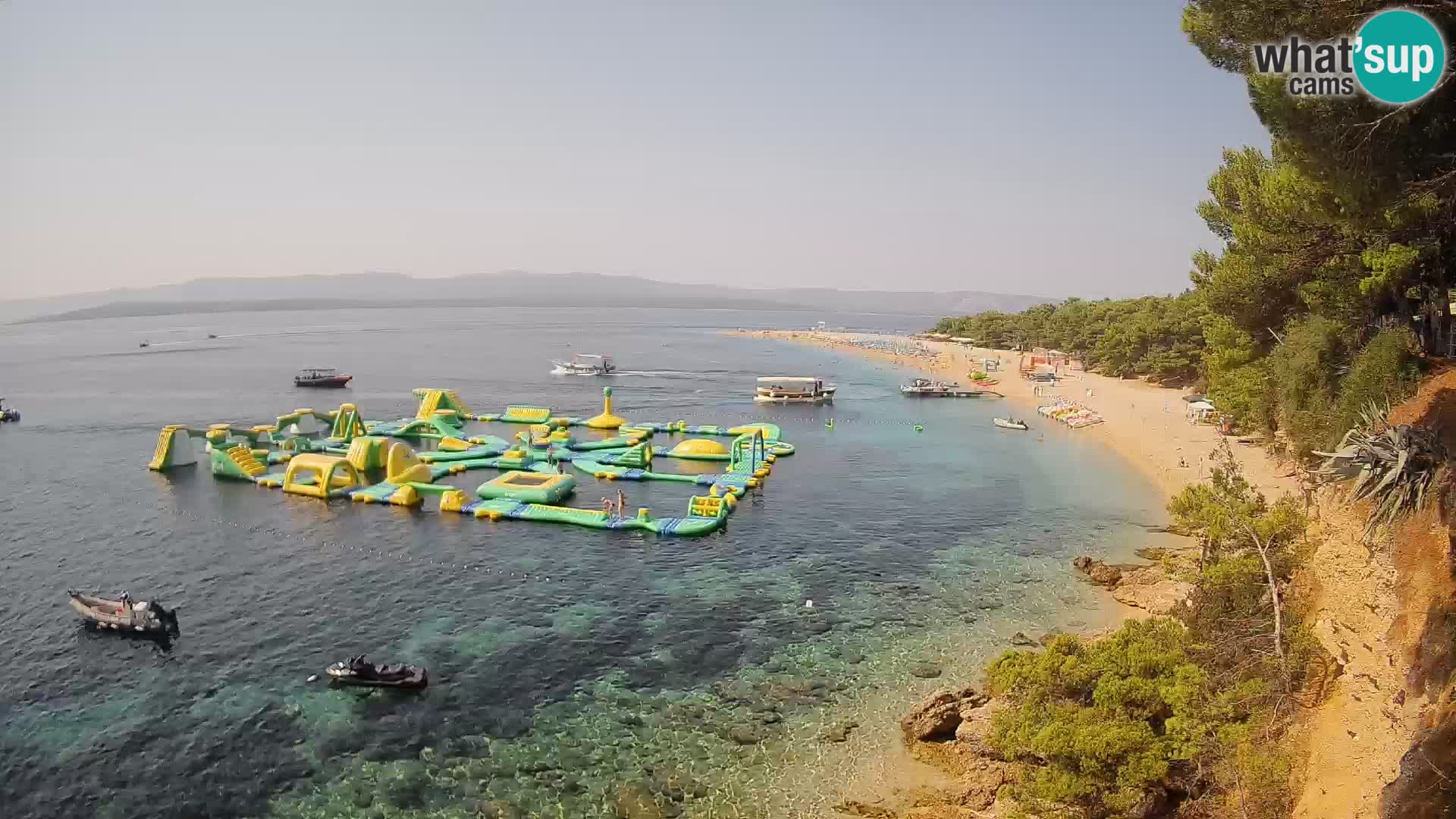 Web kamera Bol Zlatni Rat – Pogled uživo s otoka Brača