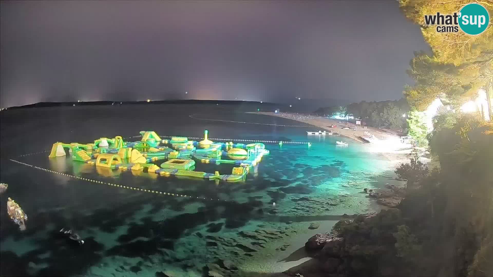 Webcam Zlatni Rat Bol – Liveblick vom berühmten Strand auf Brač