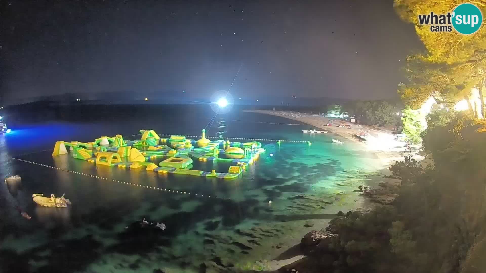 Webcam Zlatni Rat Bol – Liveblick vom berühmten Strand auf Brač