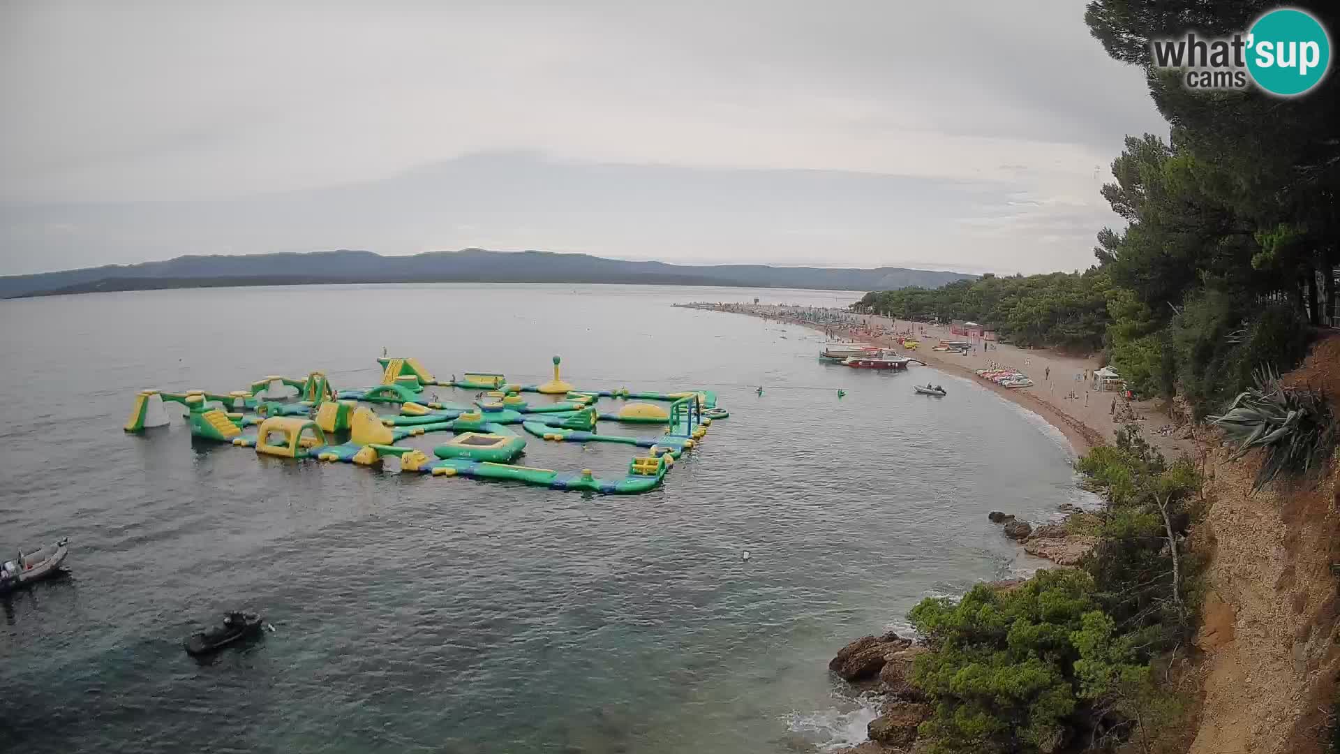Web kamera Bol Zlatni Rat – Pogled uživo s otoka Brača