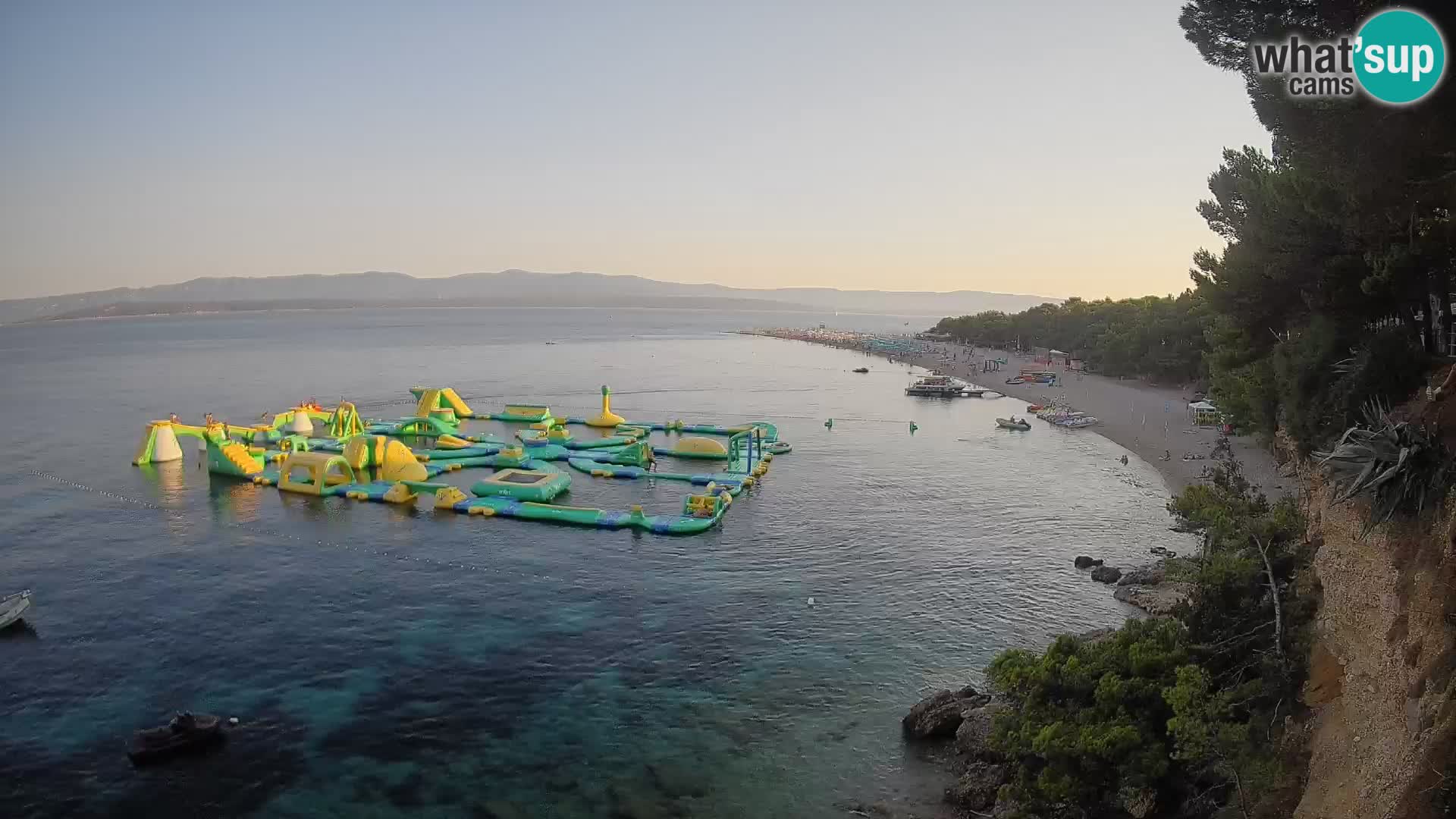 Web kamera Bol Zlatni Rat – Pogled uživo s otoka Brača