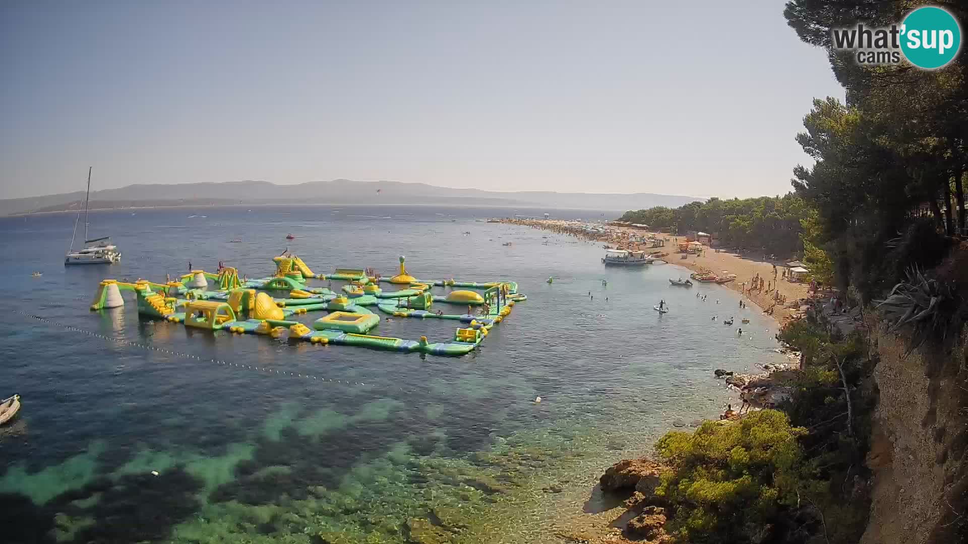 Web kamera Bol Zlatni Rat – Pogled uživo s otoka Brača