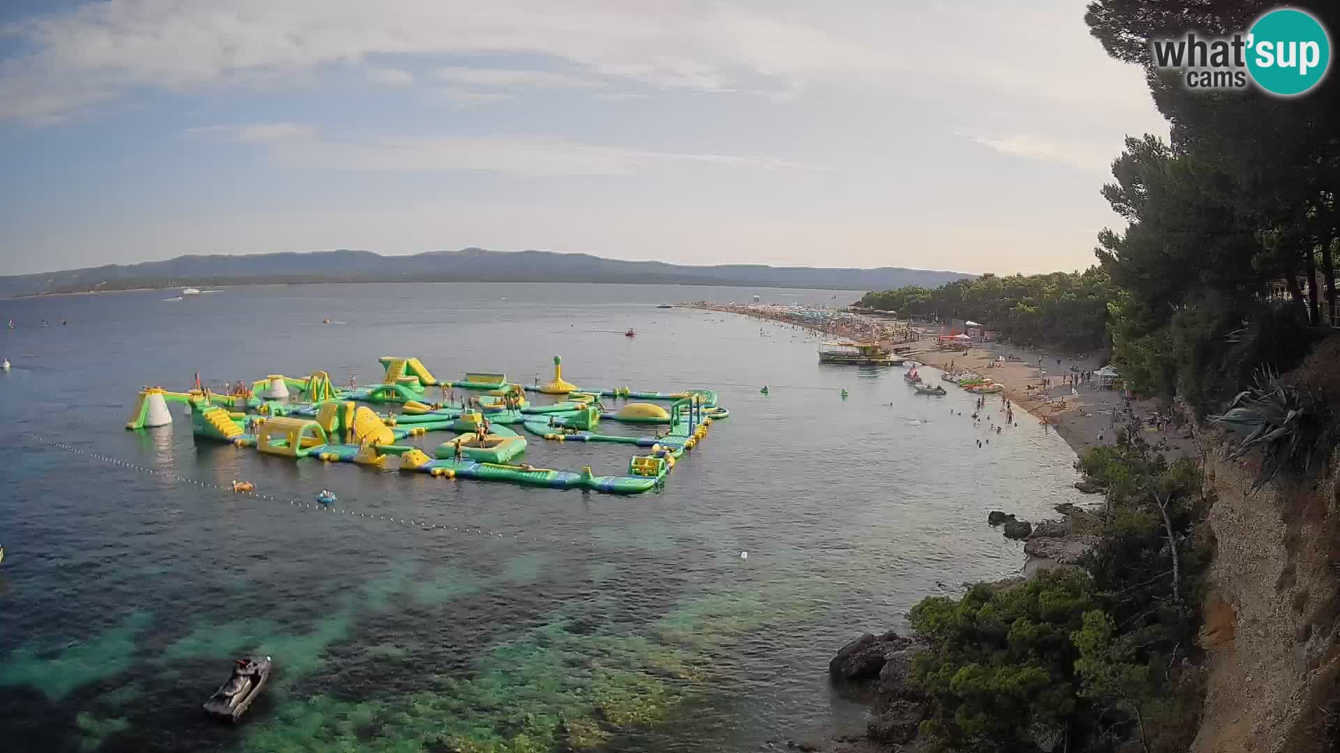 Web kamera Bol Zlatni Rat – Pogled uživo s otoka Brača