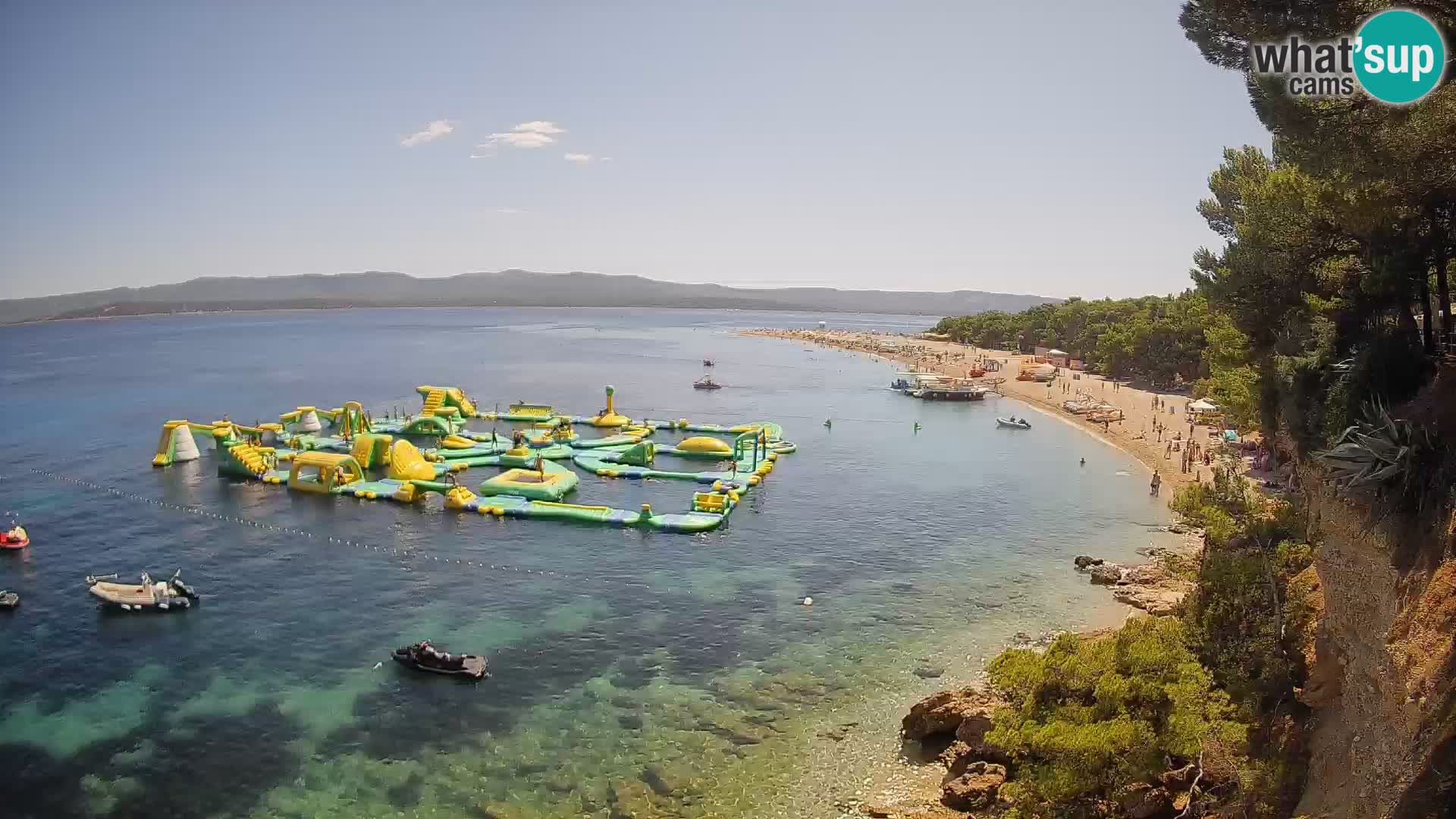 Web kamera Bol Zlatni Rat – Pogled uživo s otoka Brača