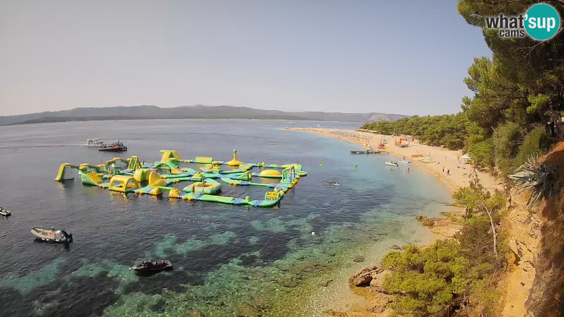 Spletna kamera Bol Zlatni Rat – Pogled v živo z otoka Brač