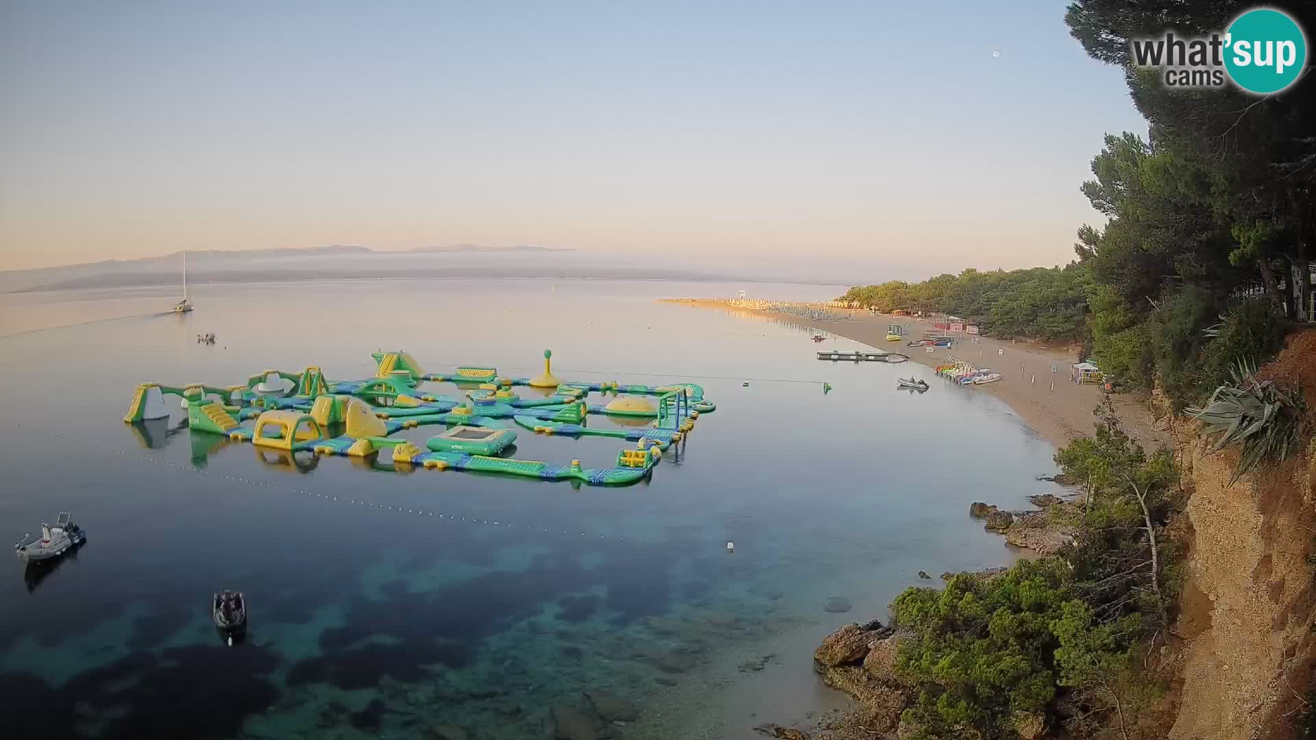 Webcam Zlatni Rat Bol – Liveblick vom berühmten Strand auf Brač