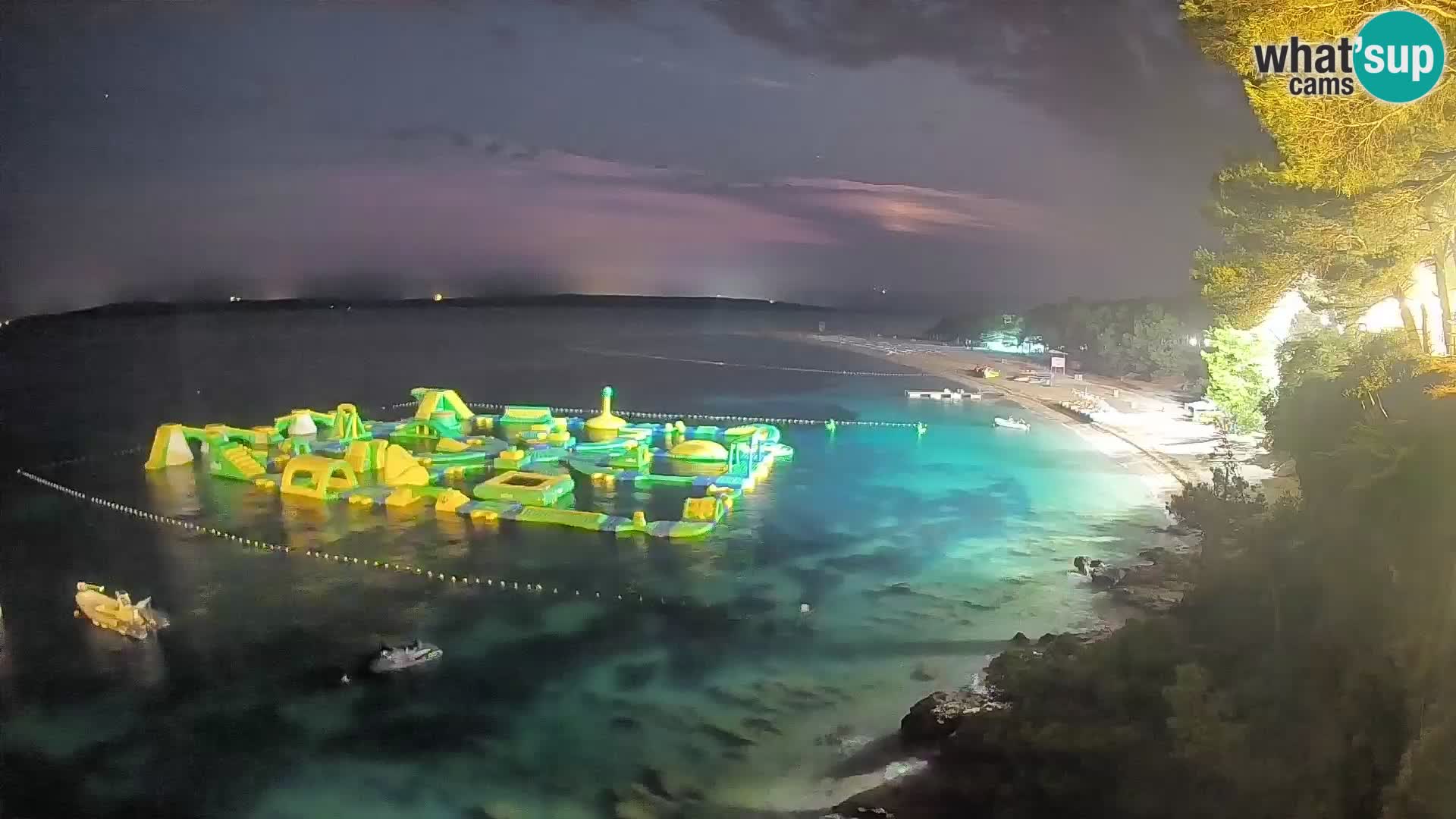 Webcam Bol Zlatni Rat – Vue en direct depuis l’île de Brač