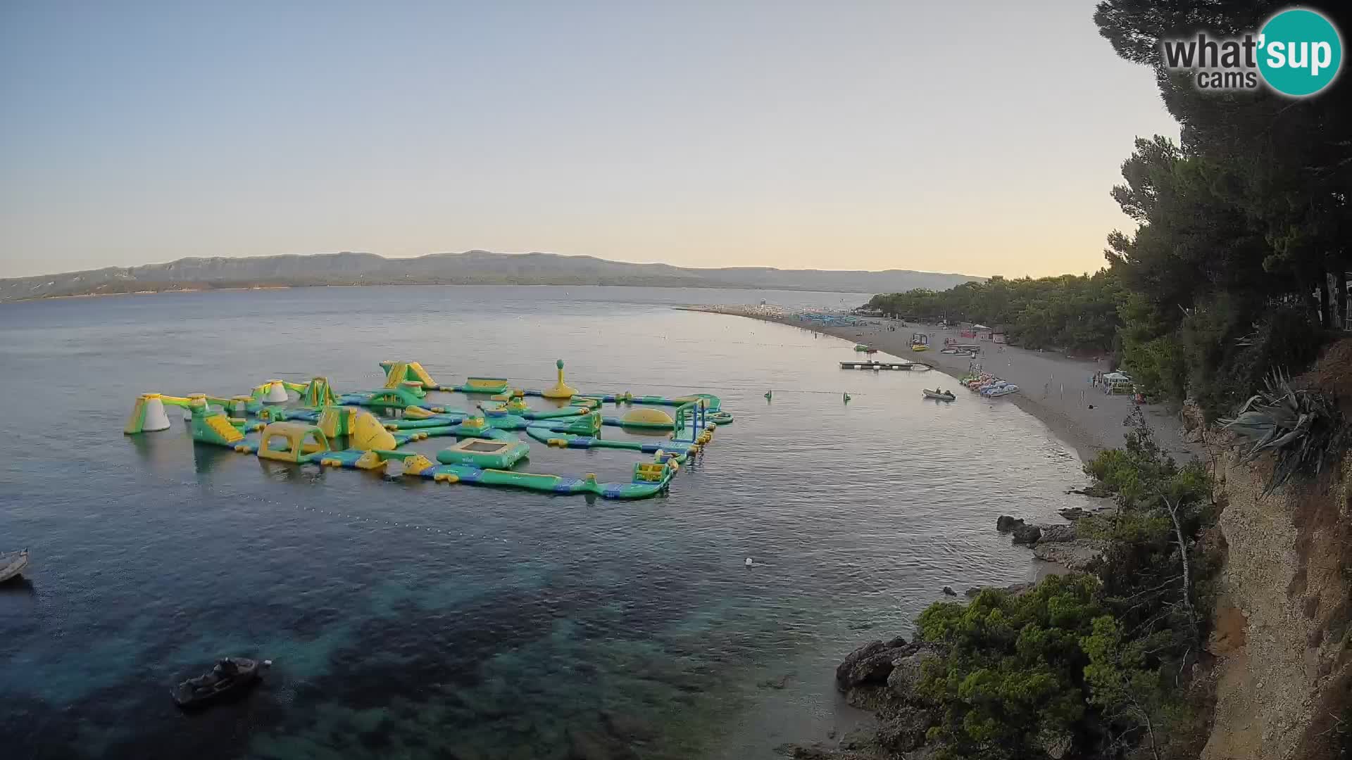 Spletna kamera Bol Zlatni Rat – Pogled v živo z otoka Brač