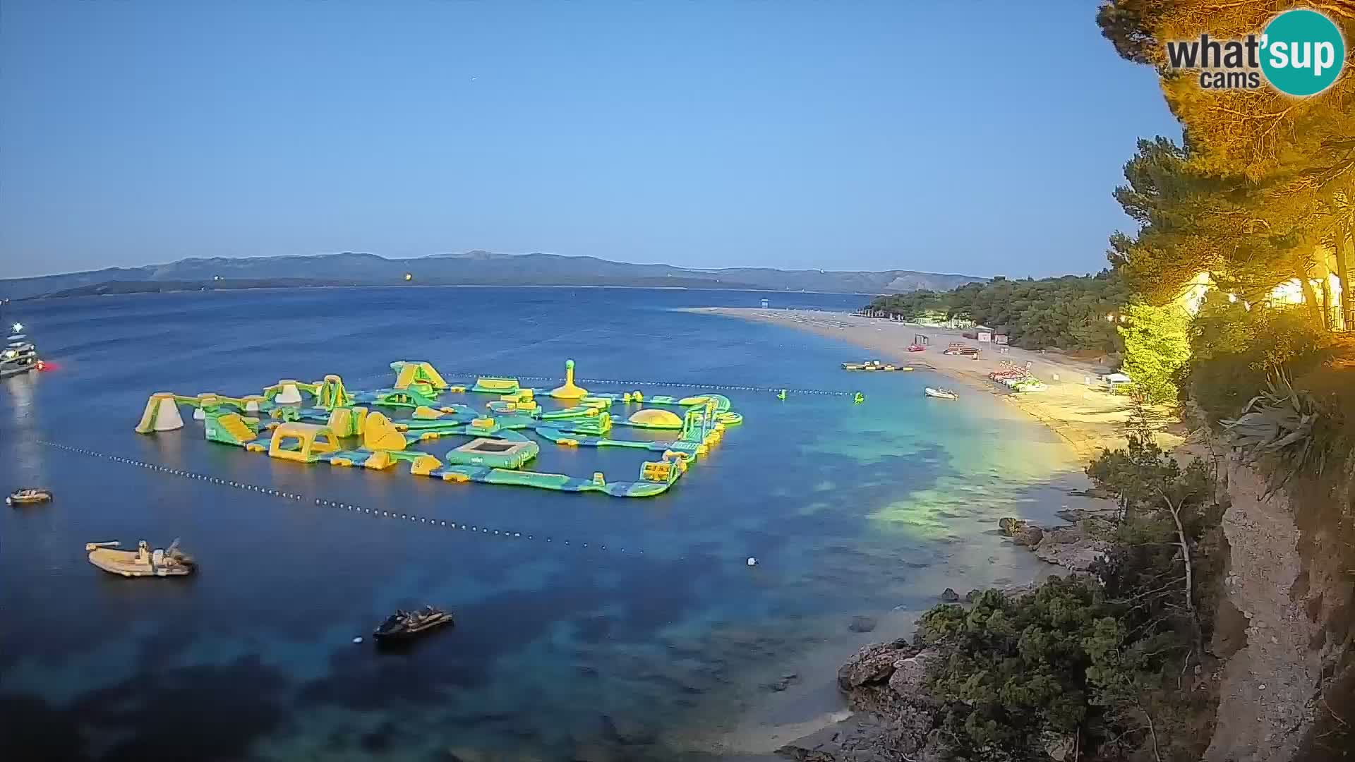 Webcam Zlatni Rat Bol – Liveblick vom berühmten Strand auf Brač