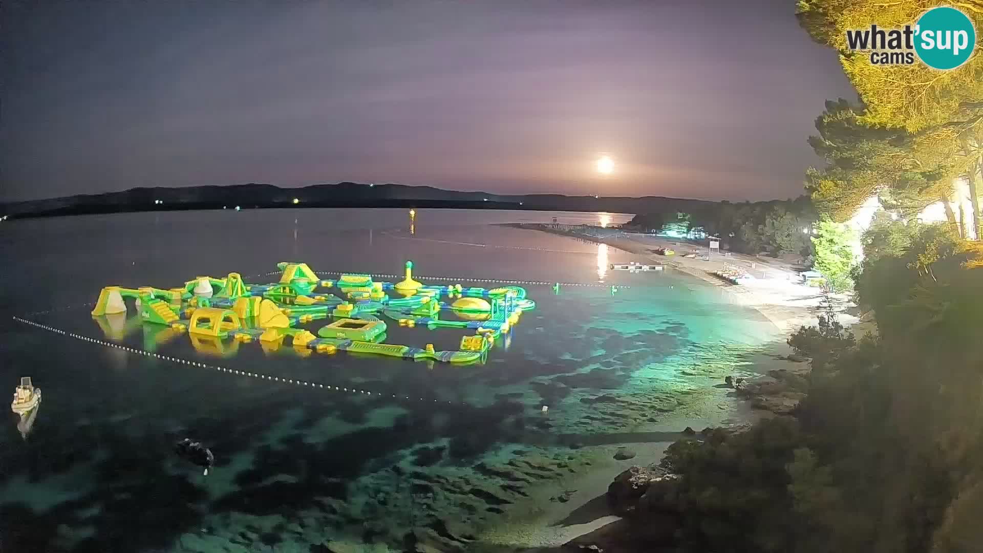 Webcam Zlatni Rat Bol – Liveblick vom berühmten Strand auf Brač