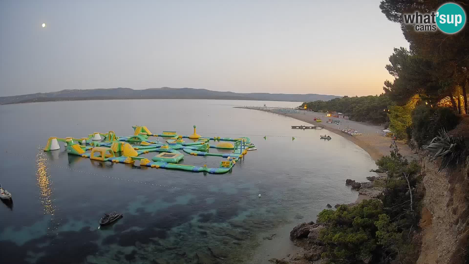 Webcam Zlatni Rat Bol – Liveblick vom berühmten Strand auf Brač