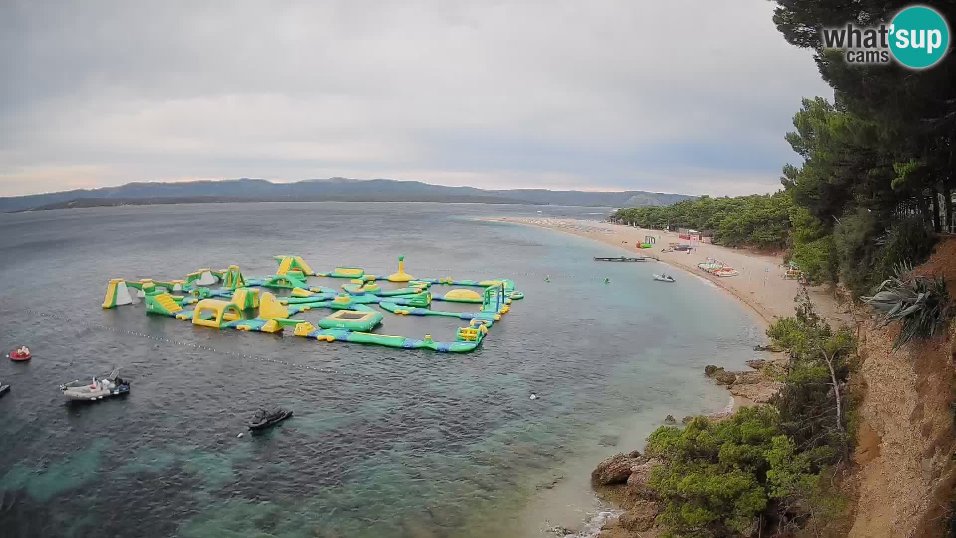 Webcam Zlatni Rat Bol – Liveblick vom berühmten Strand auf Brač