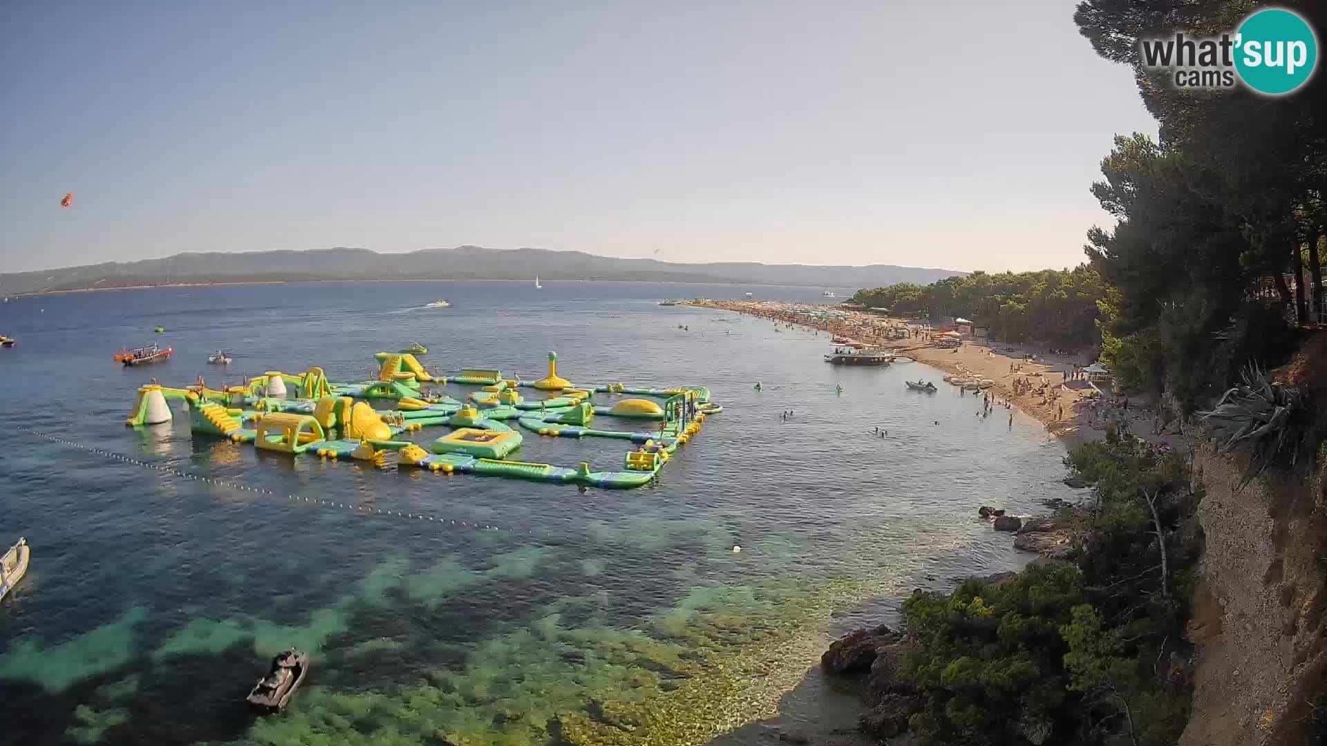 Web kamera Bol Zlatni Rat – Pogled uživo s otoka Brača