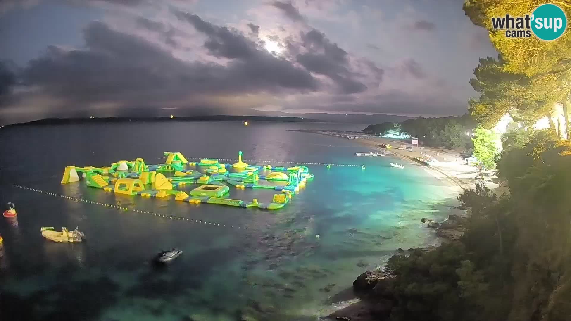 Webcam Bol Zlatni Rat – Vue en direct depuis l’île de Brač