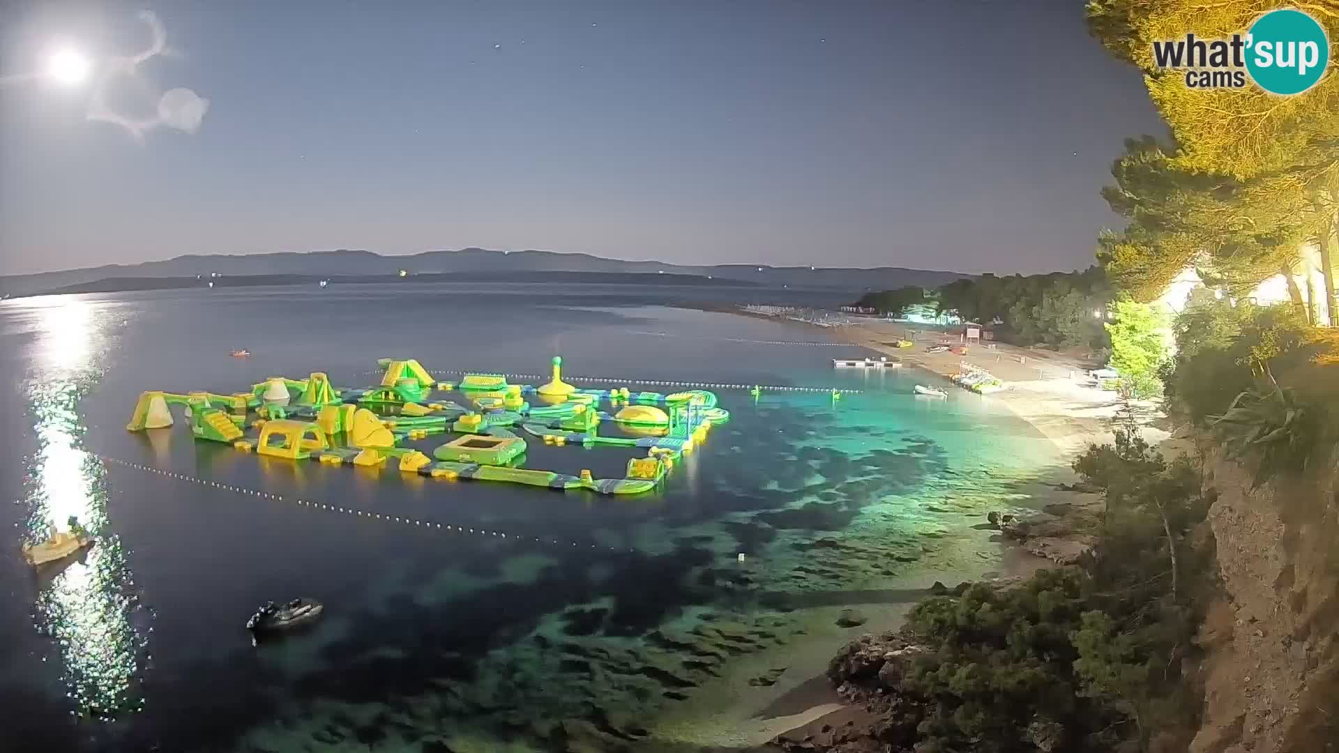 Webcam Zlatni Rat Bol – Liveblick vom berühmten Strand auf Brač