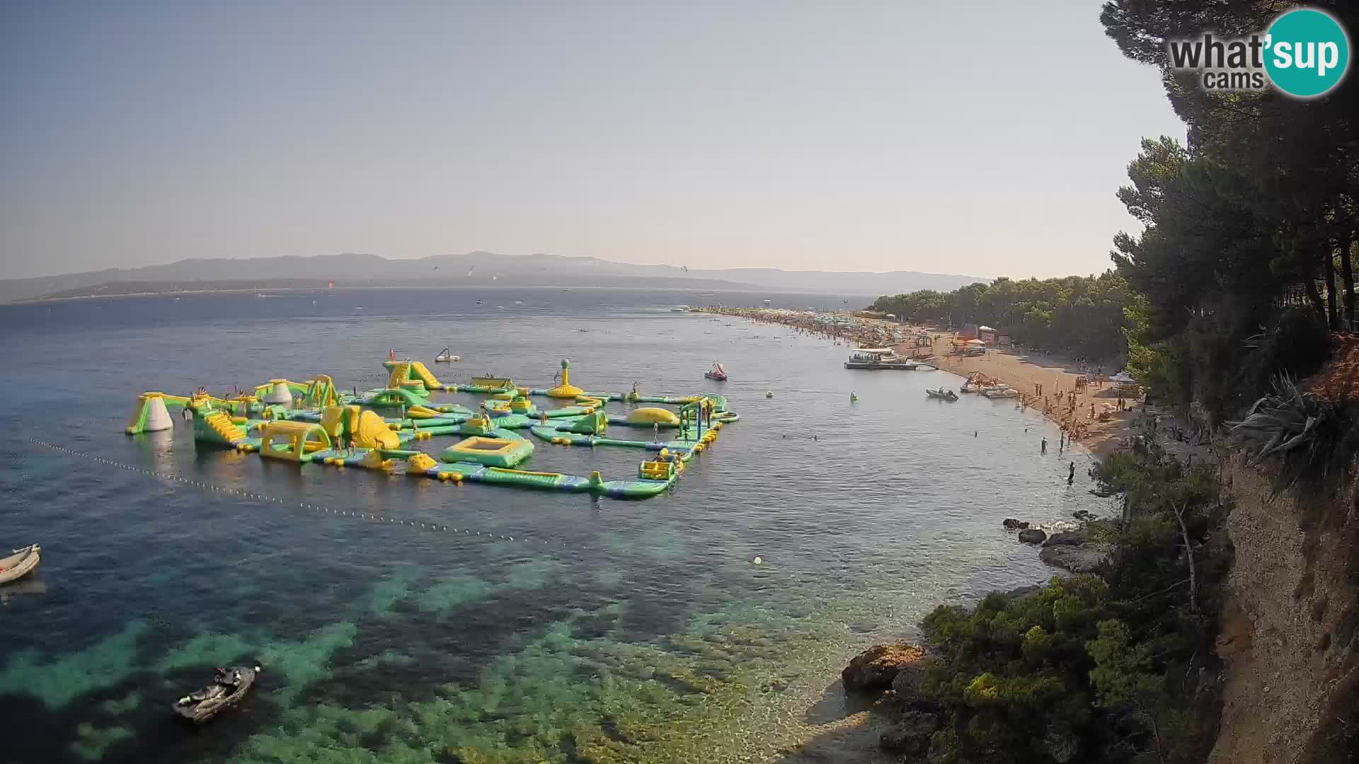 Spletna kamera Bol Zlatni Rat – Pogled v živo z otoka Brač