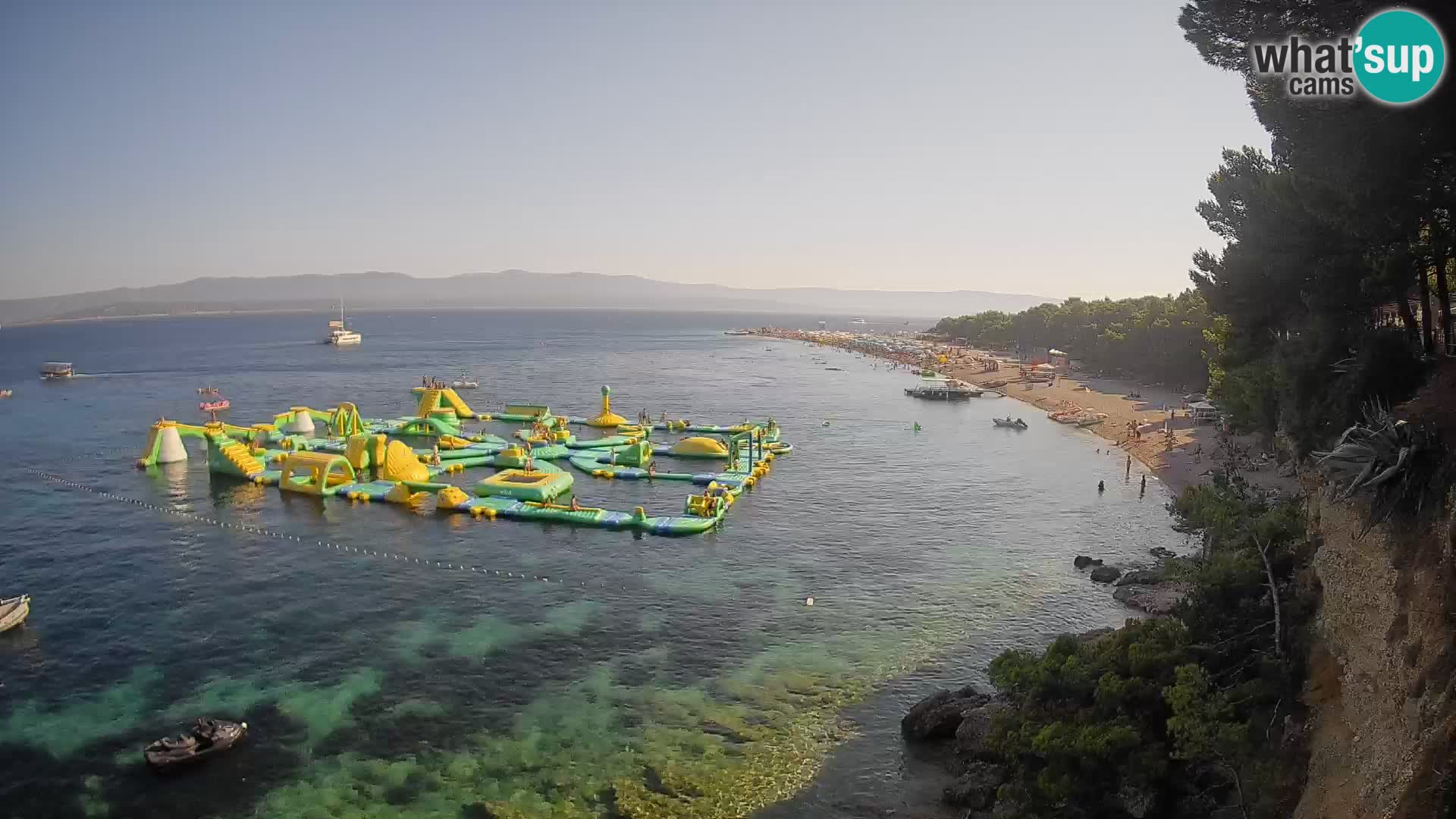 Spletna kamera Bol Zlatni Rat – Pogled v živo z otoka Brač