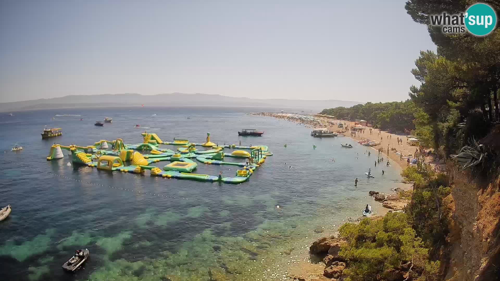 Web kamera Bol Zlatni Rat – Pogled uživo s otoka Brača